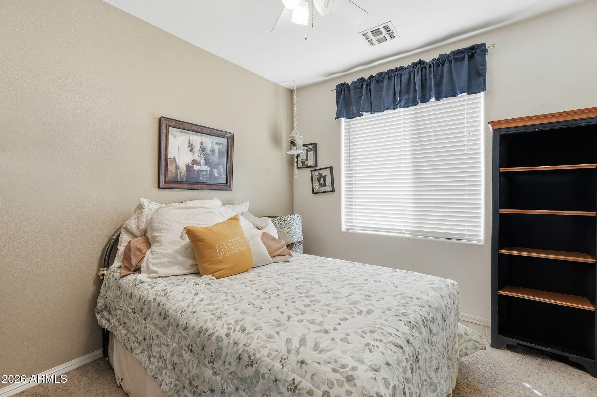 1381 W MAPLEWOOD Street