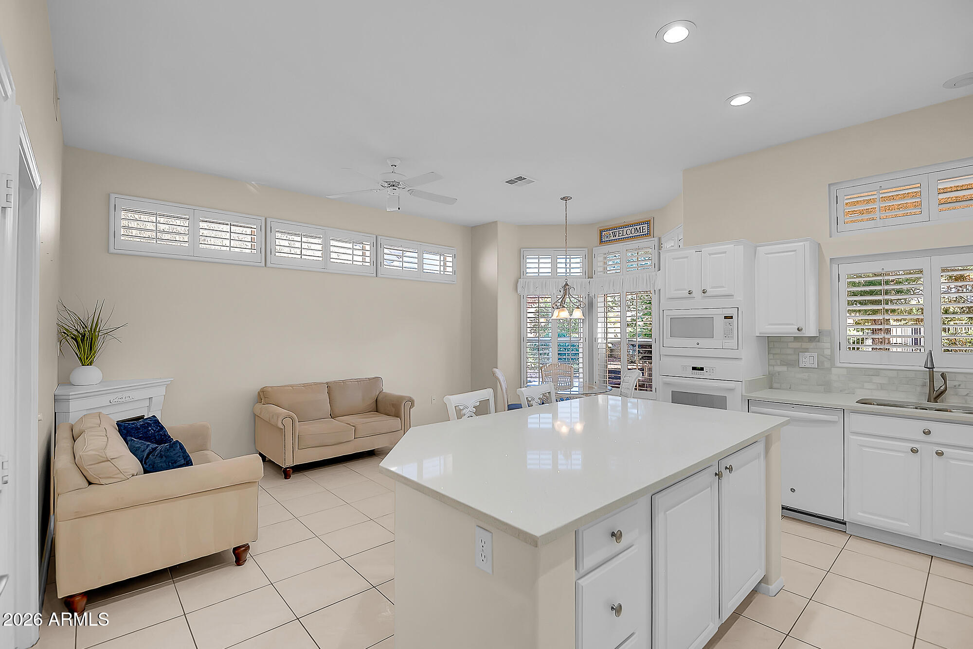 13729 W ROBERTSON Drive