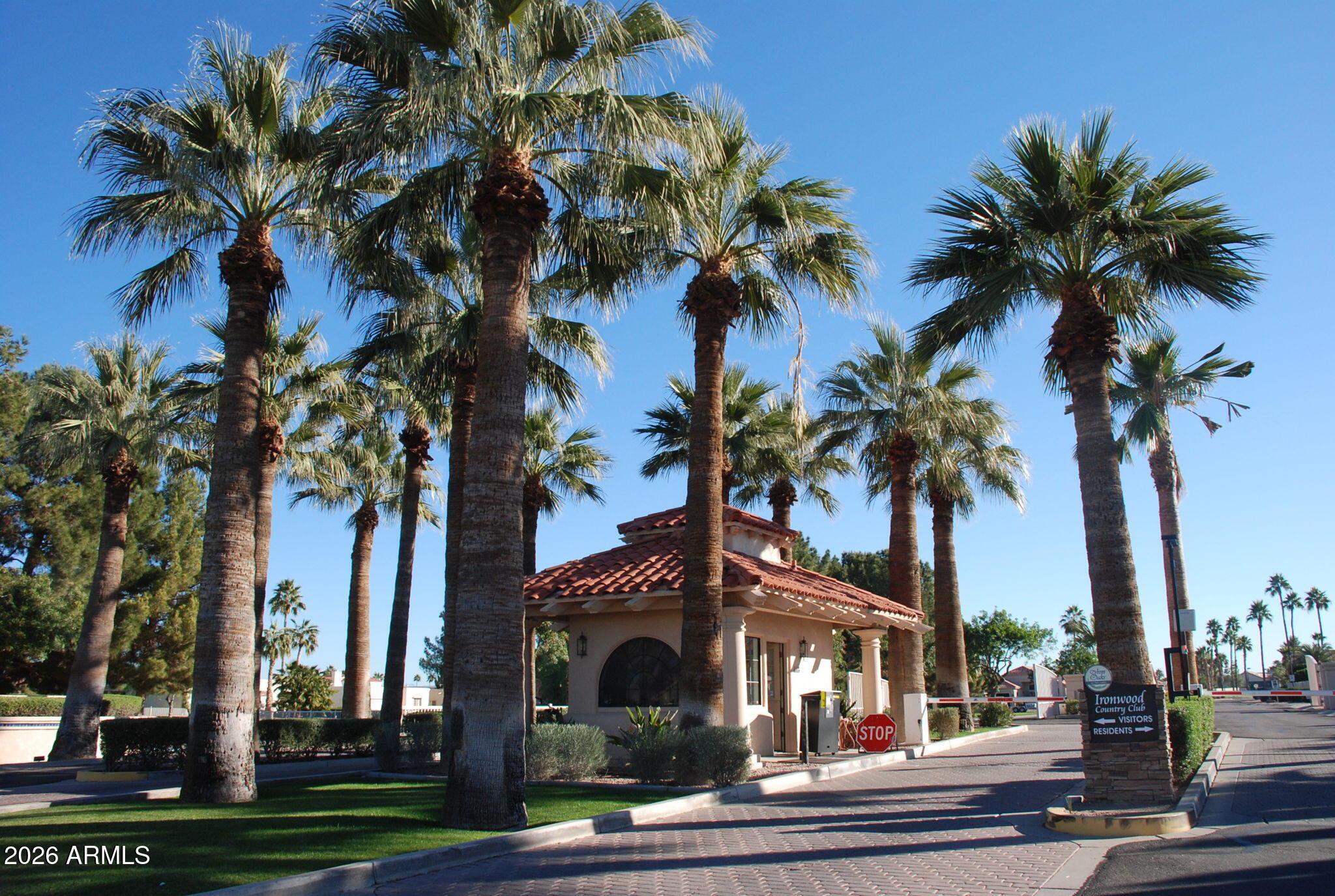 24413 S RIBBONWOOD Drive