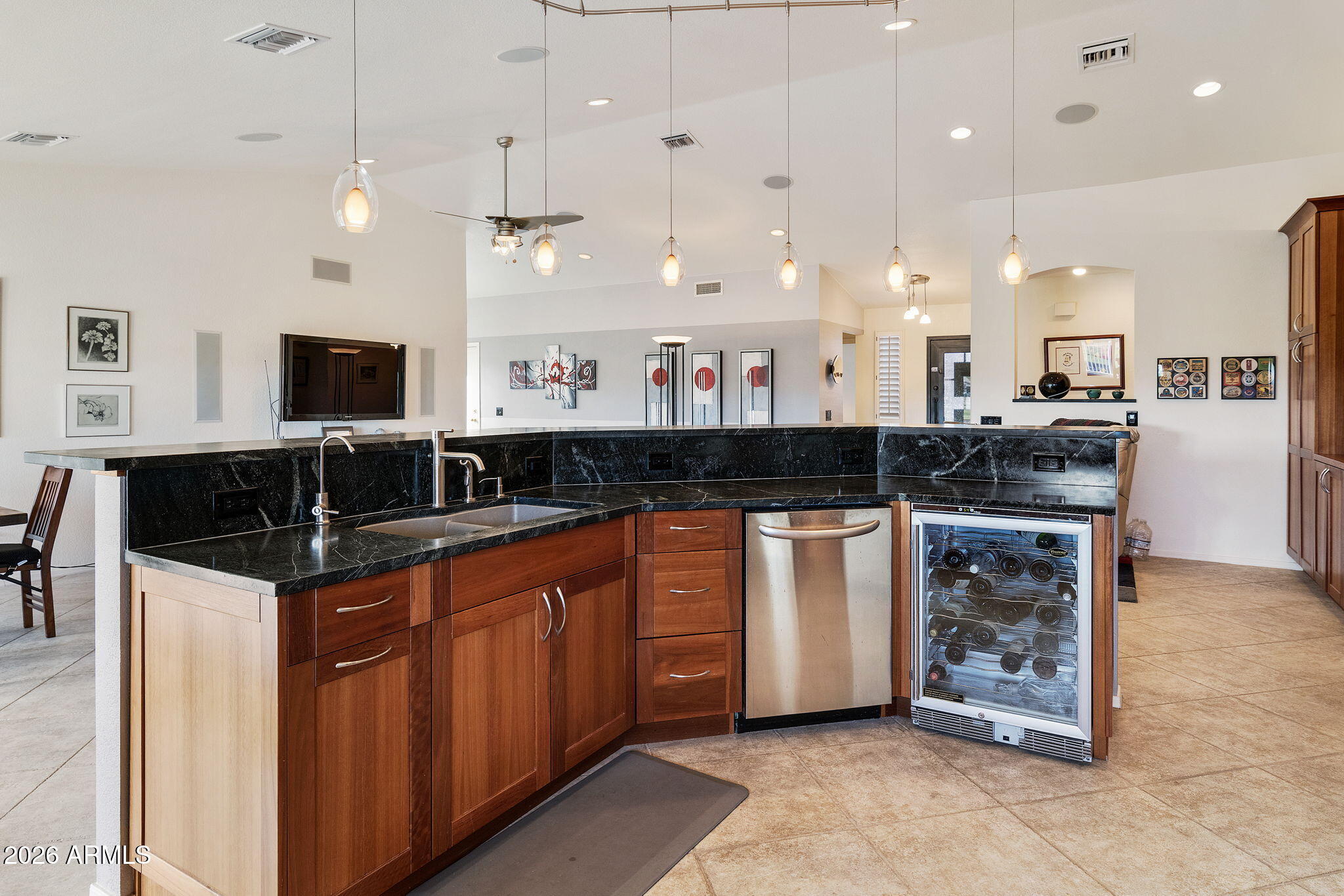 24413 S RIBBONWOOD Drive