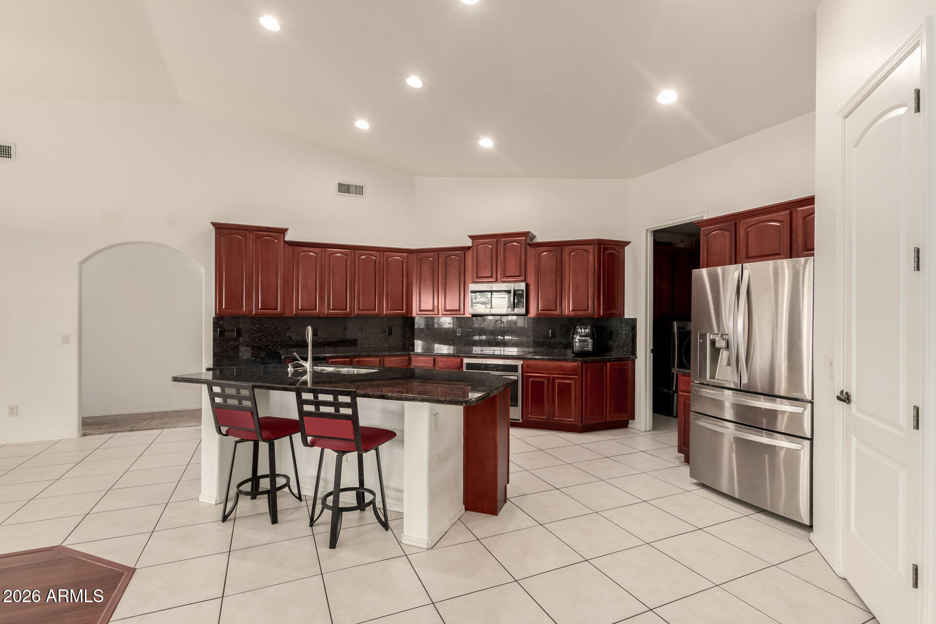 828 E TEAKWOOD Drive