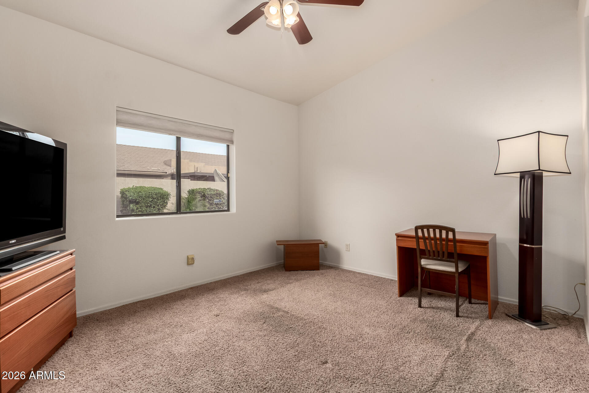 828 E TEAKWOOD Drive