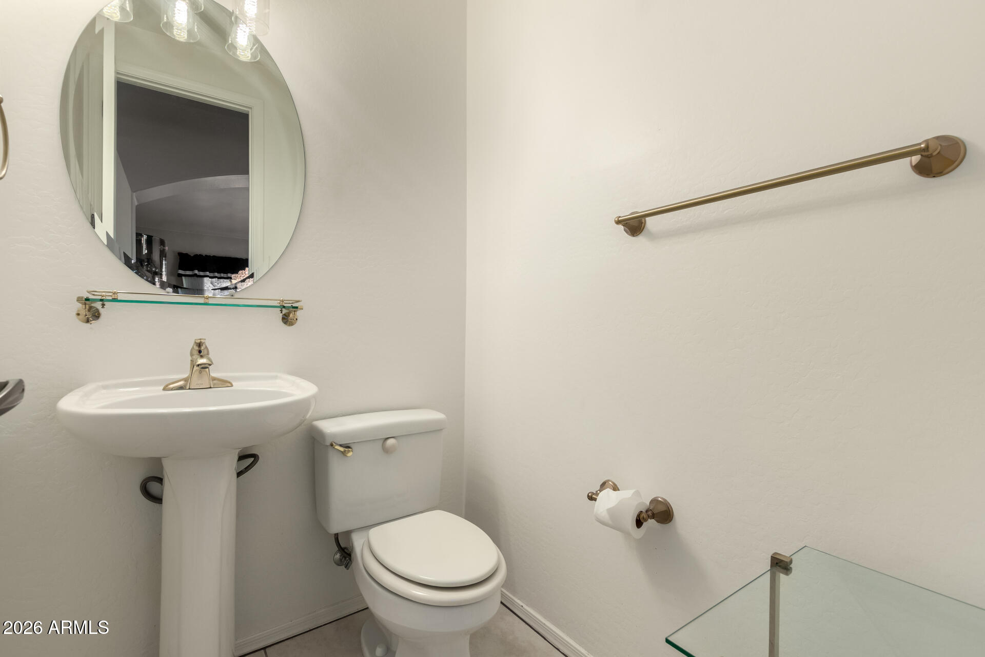 828 E TEAKWOOD Drive