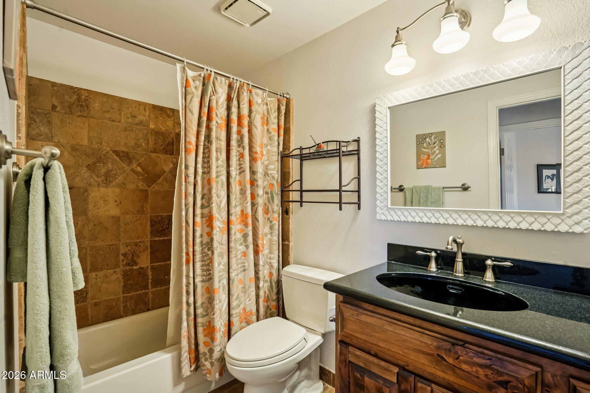 8019 E MCLELLAN Boulevard