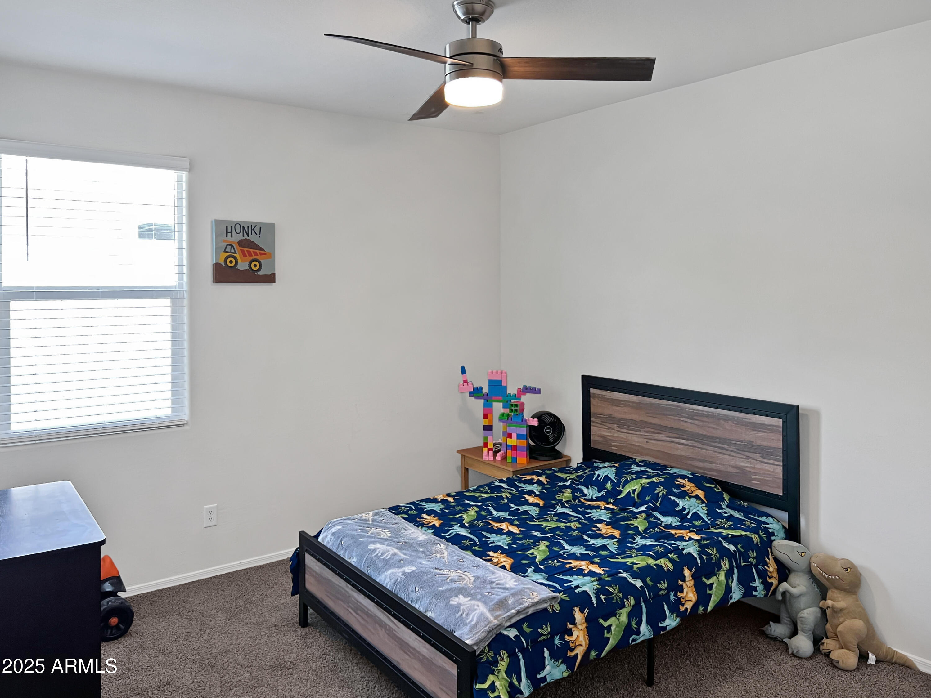 1081 W AVALON CANYON Drive