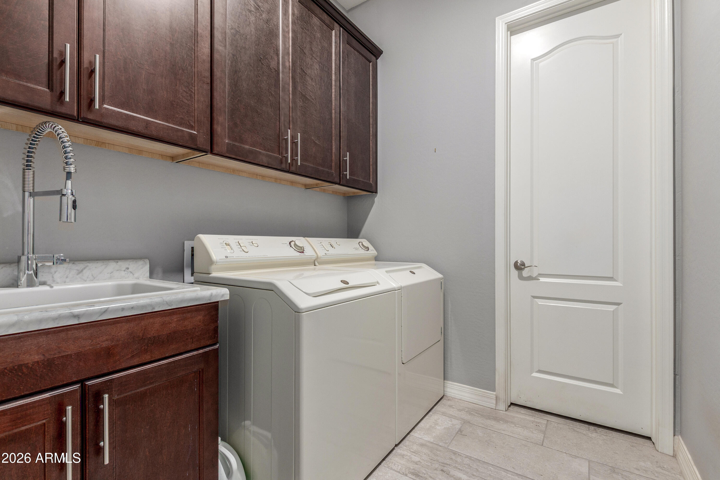 7334 E PARAISO Drive