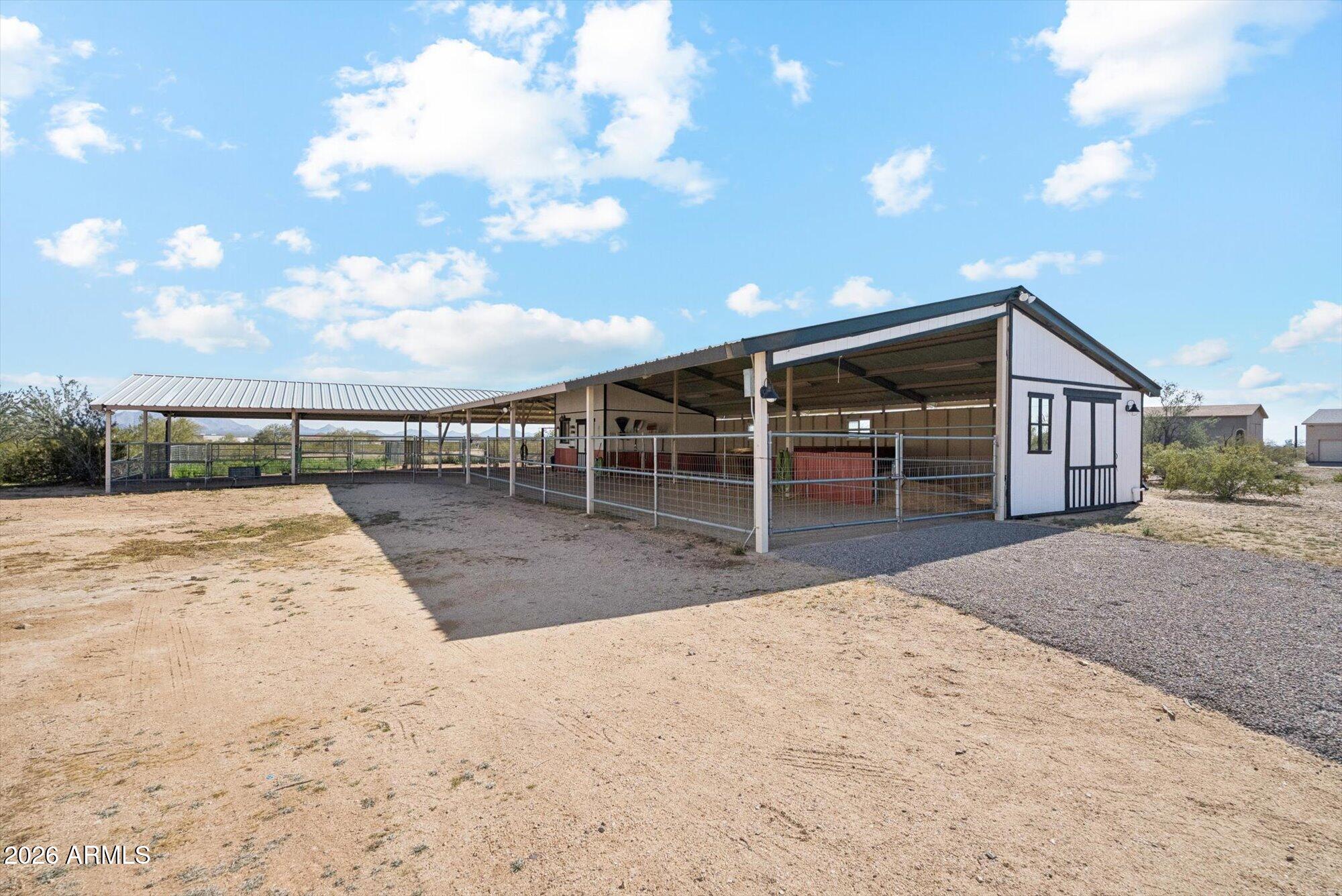 12135 N FALDALE Road