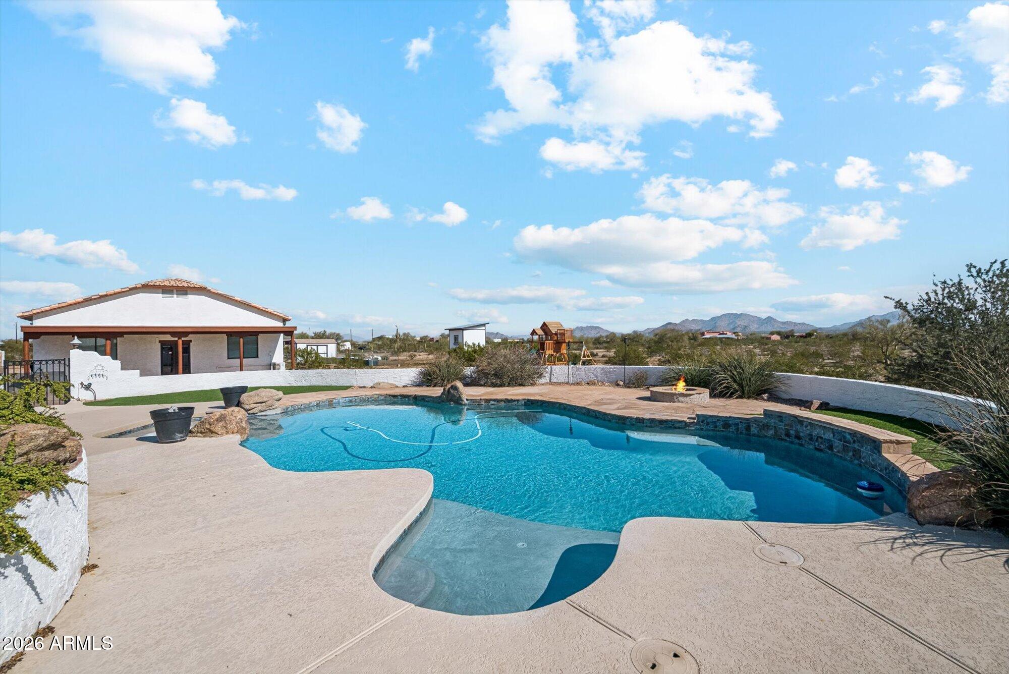 12135 N FALDALE Road