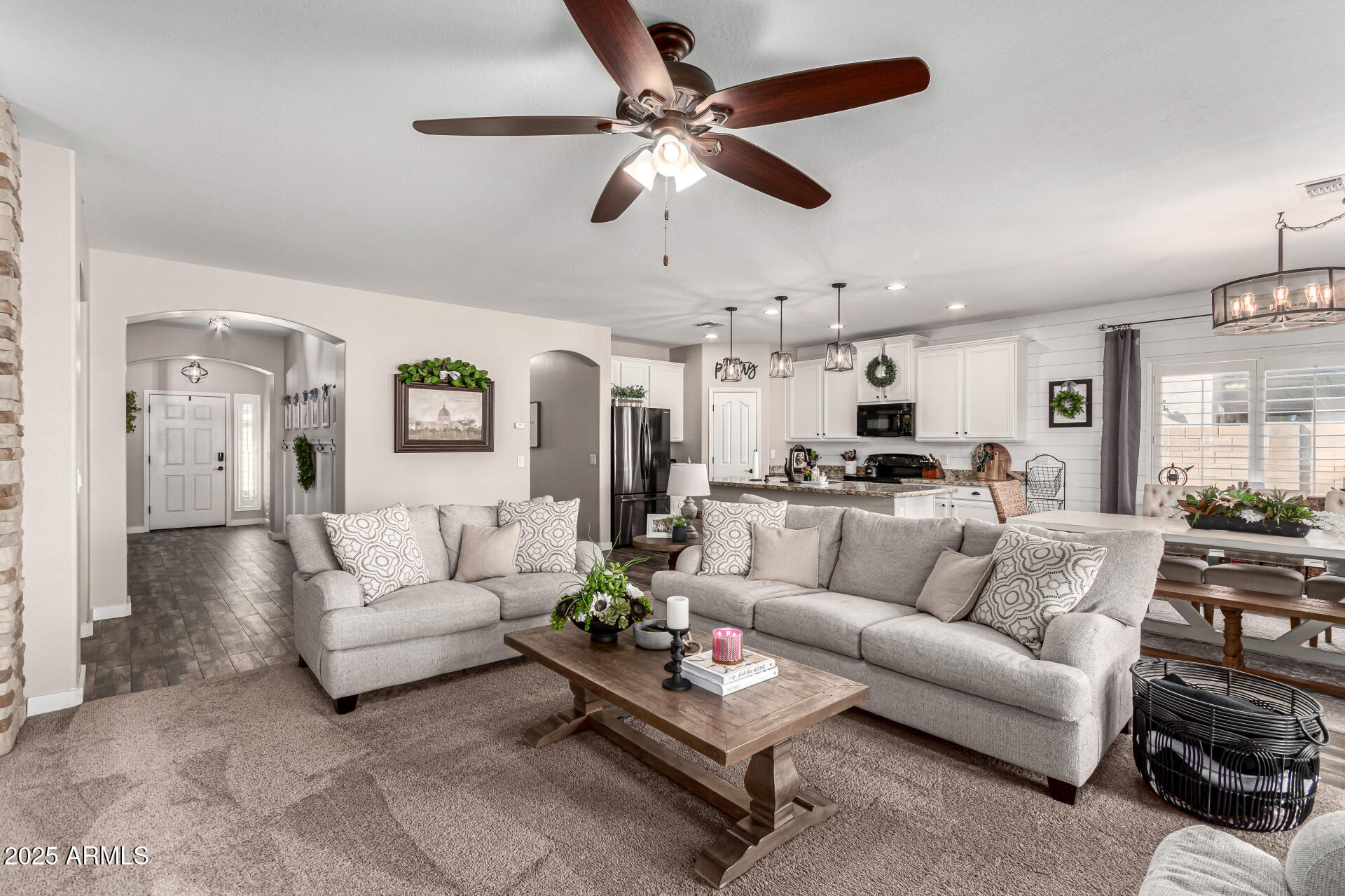 6219 S BANNING Street