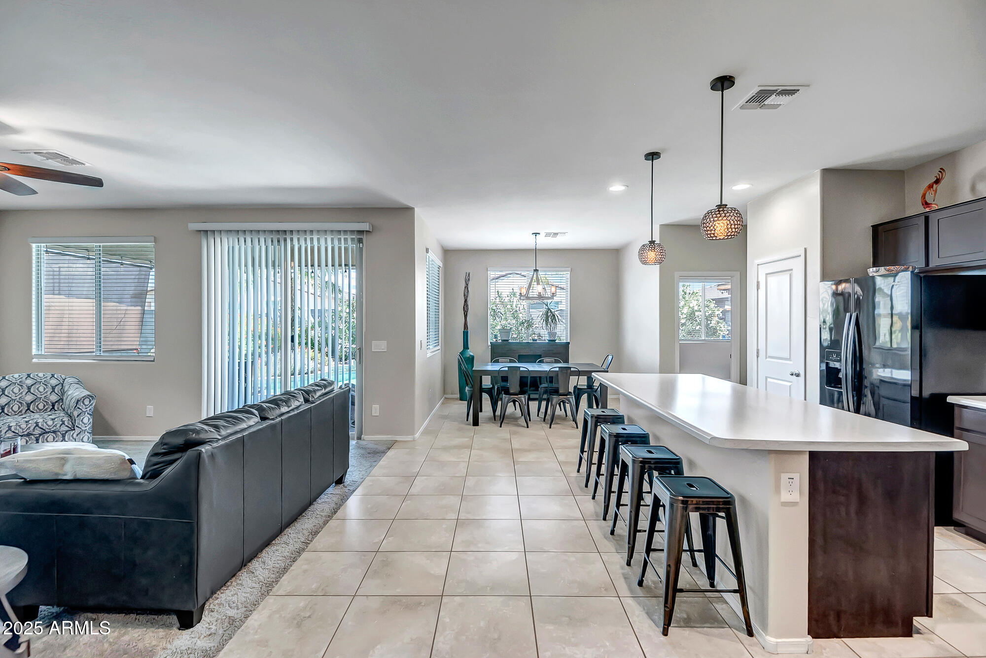 18662 W FOOTHILL Drive