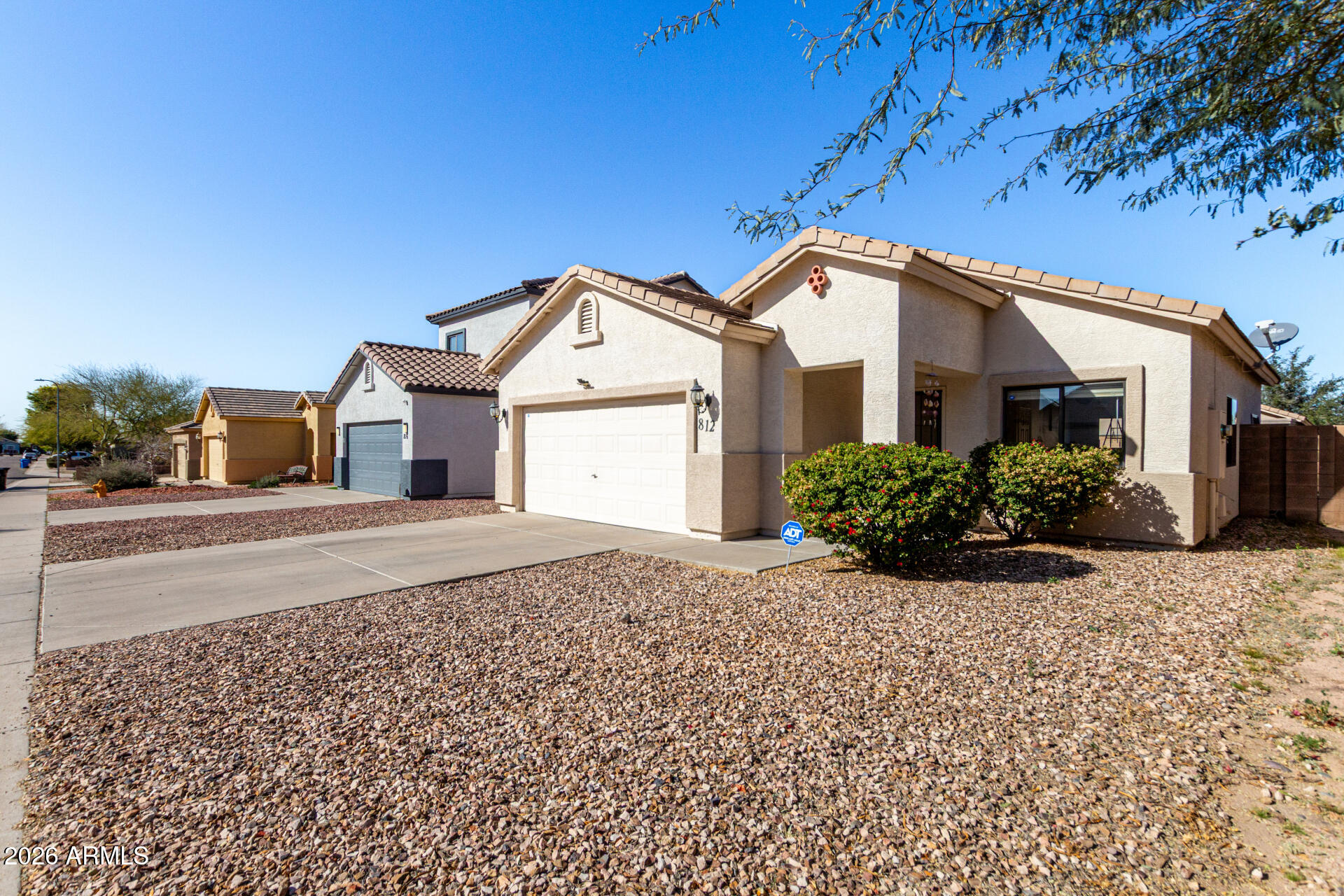 812 W SAINT CHARLES Avenue