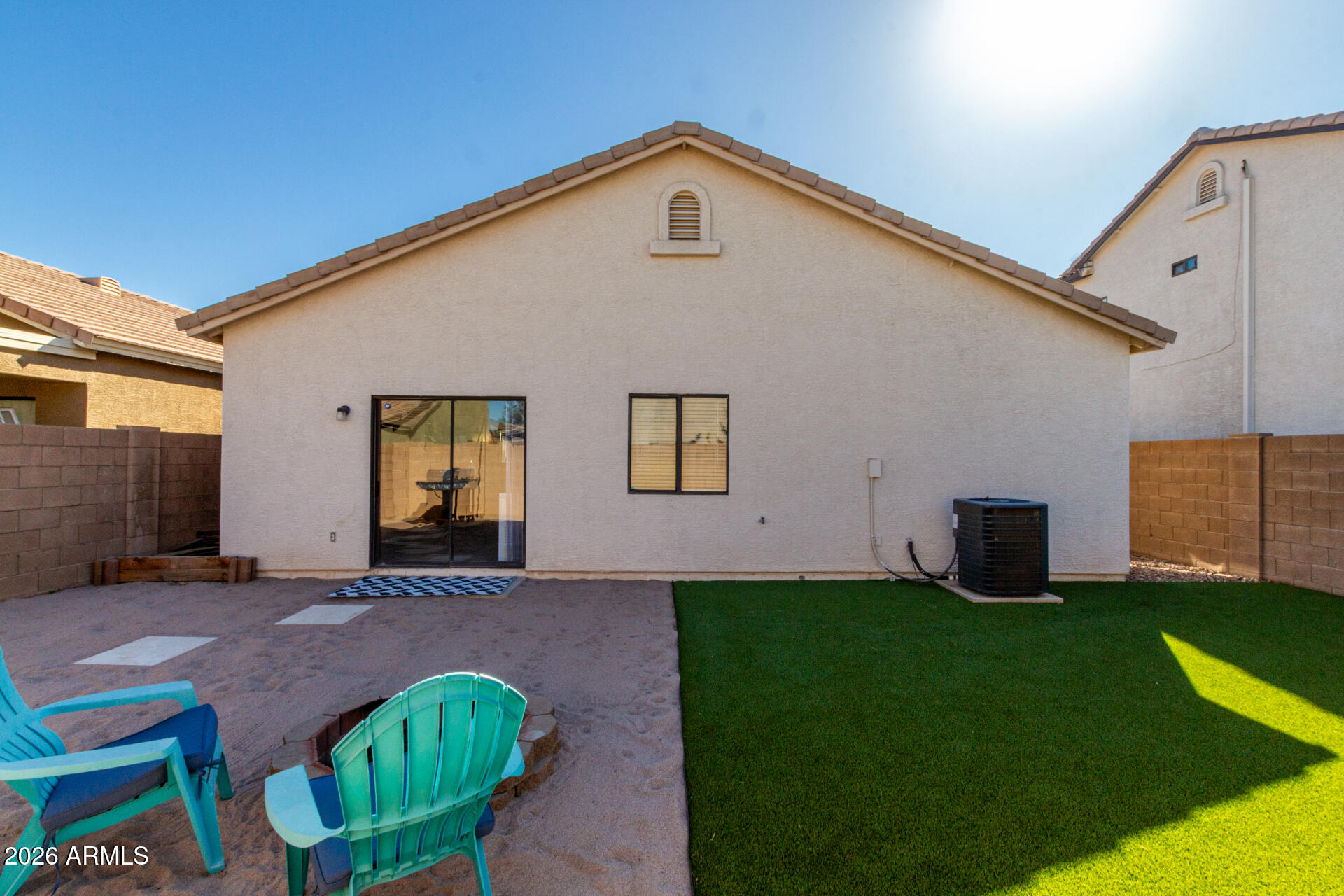 812 W SAINT CHARLES Avenue