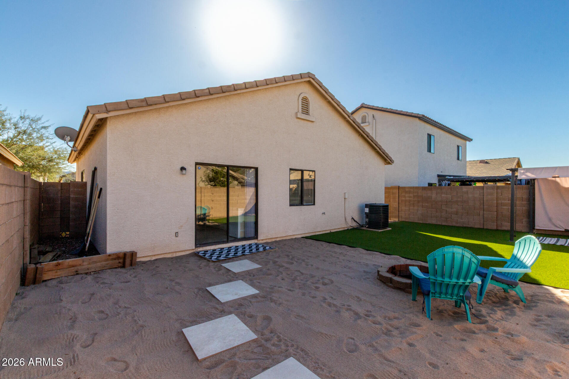 812 W SAINT CHARLES Avenue