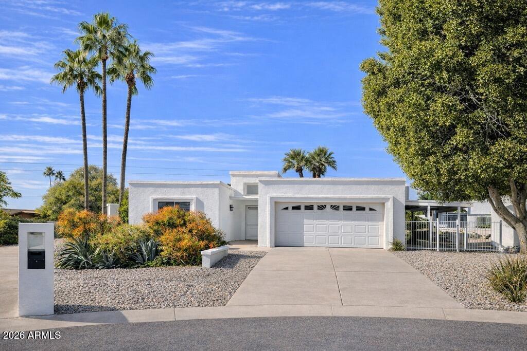 1202 E ROWLANDS Lane