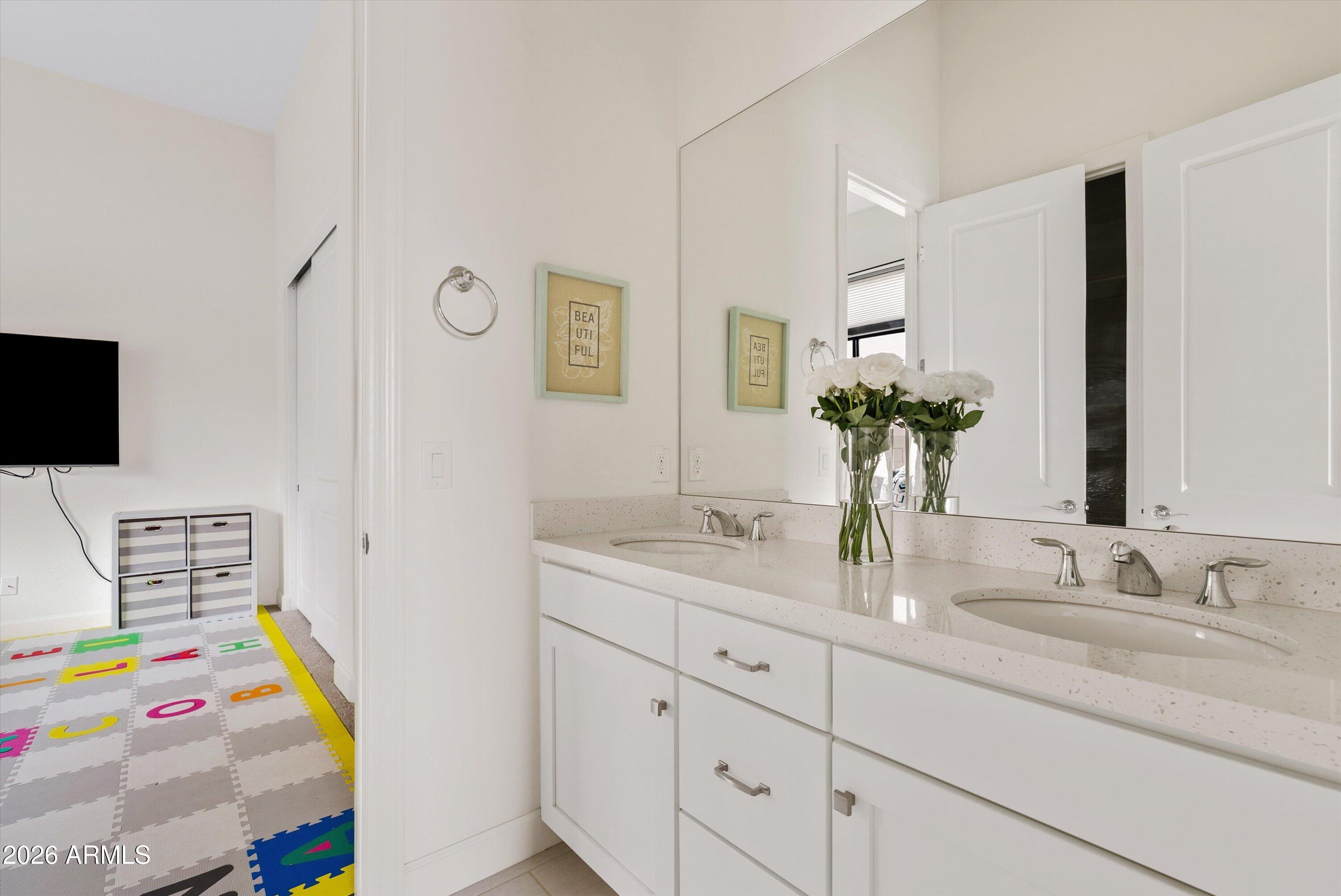 7002 S PORTLAND Avenue