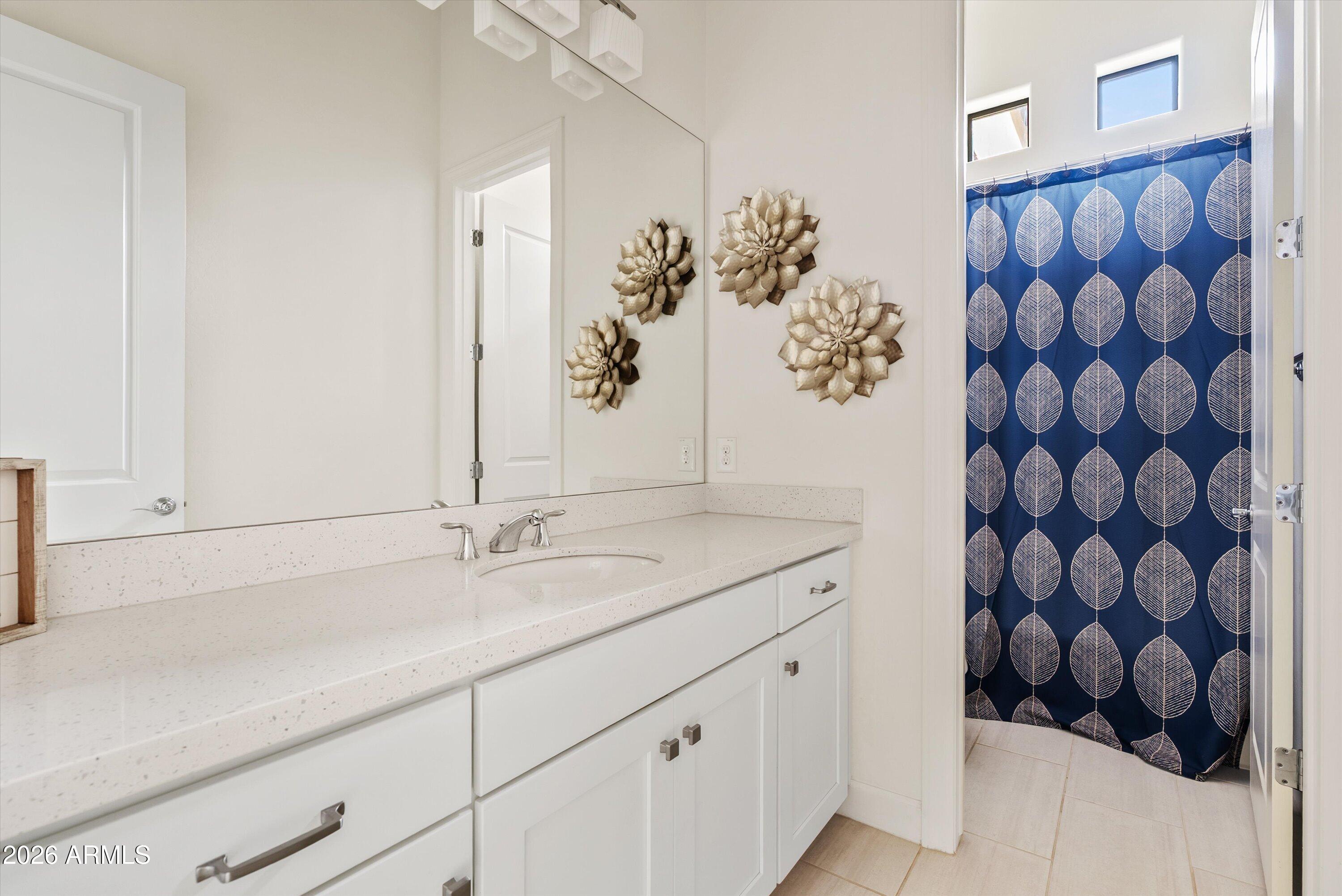 7002 S PORTLAND Avenue