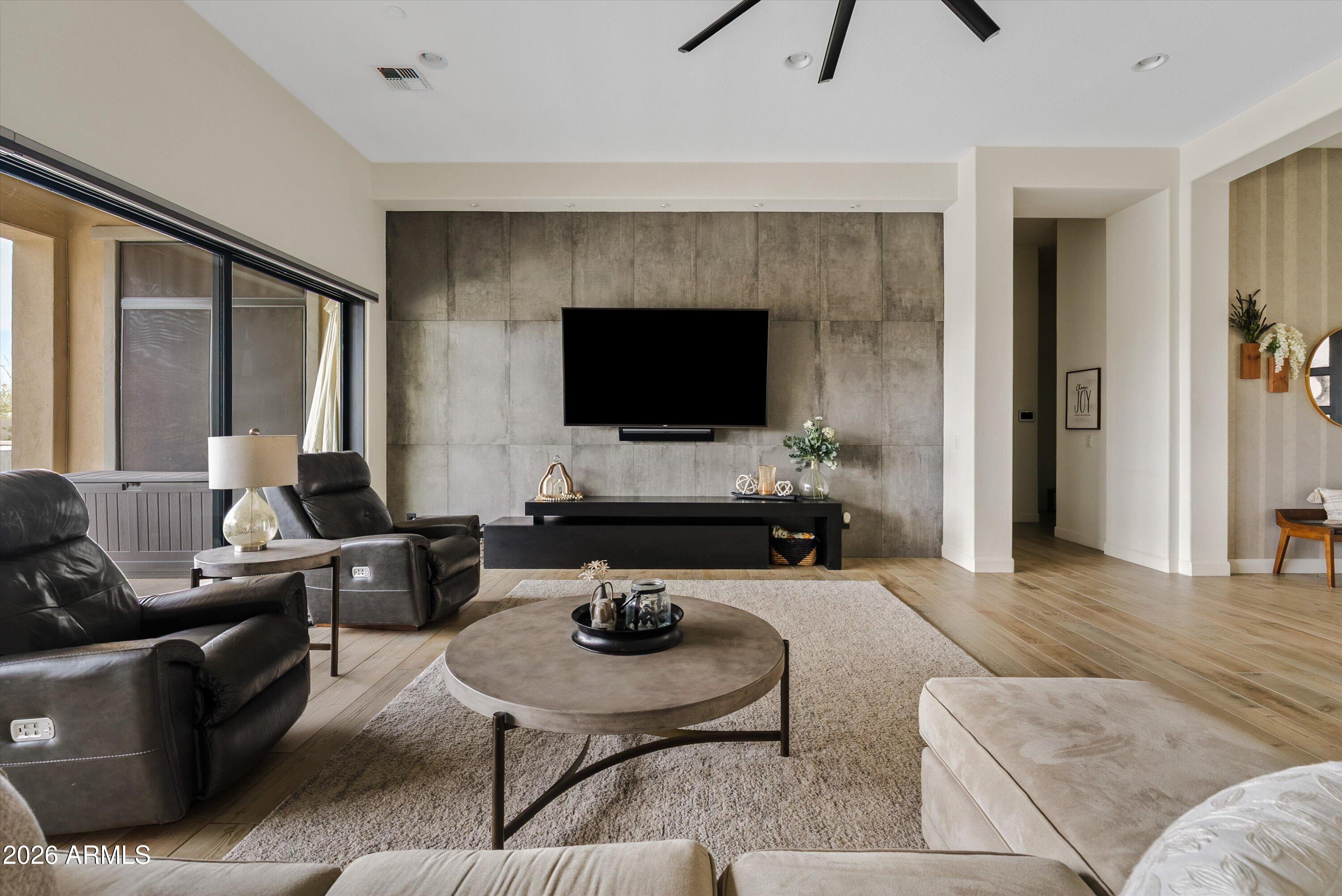 7002 S PORTLAND Avenue