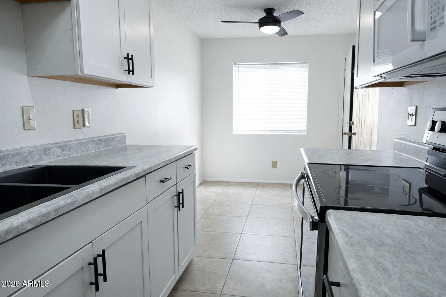 286 W PALOMINO Drive 51