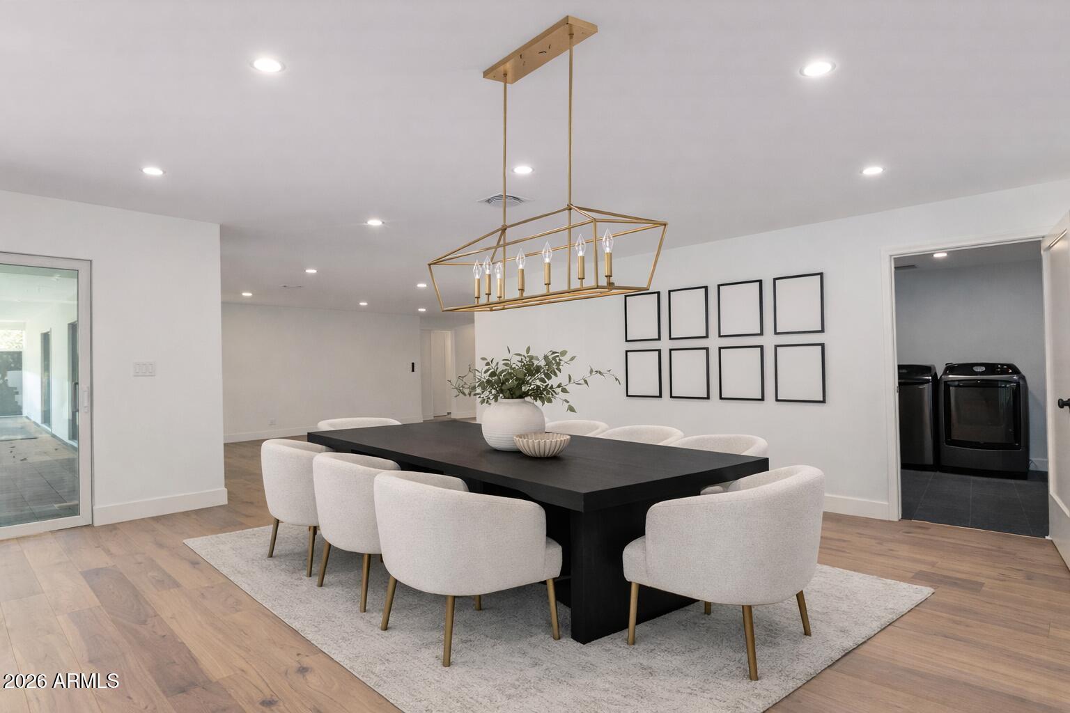 829 E DESERT PARK Lane