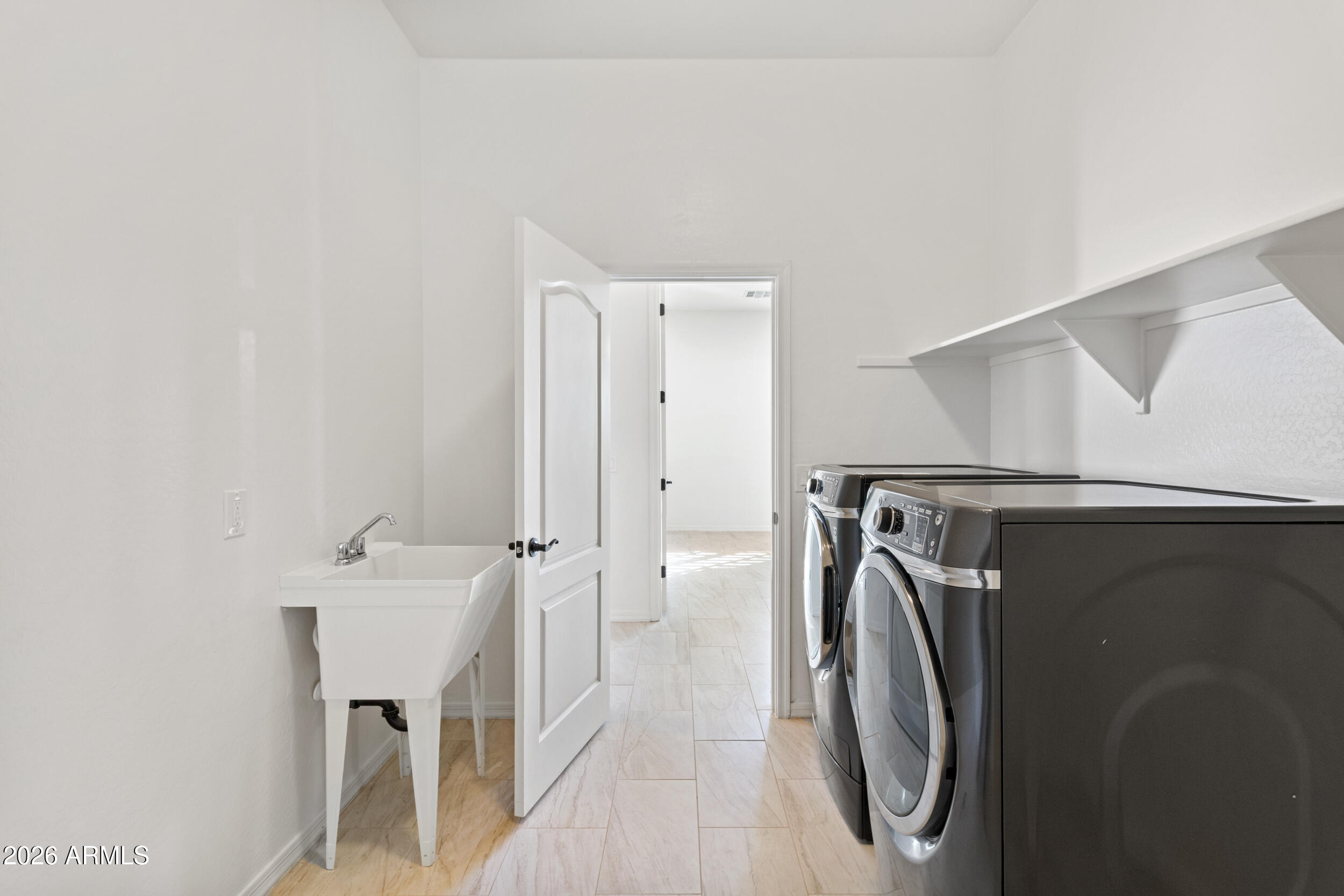 20537 W VALLEY VIEW Drive