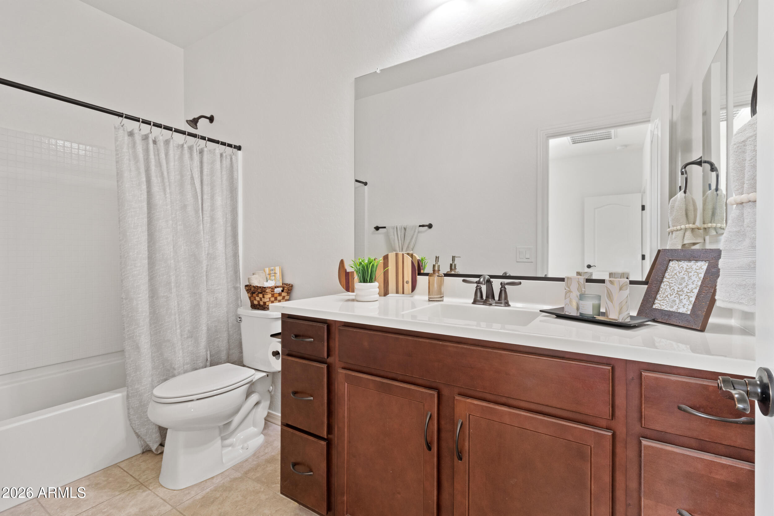 20537 W VALLEY VIEW Drive