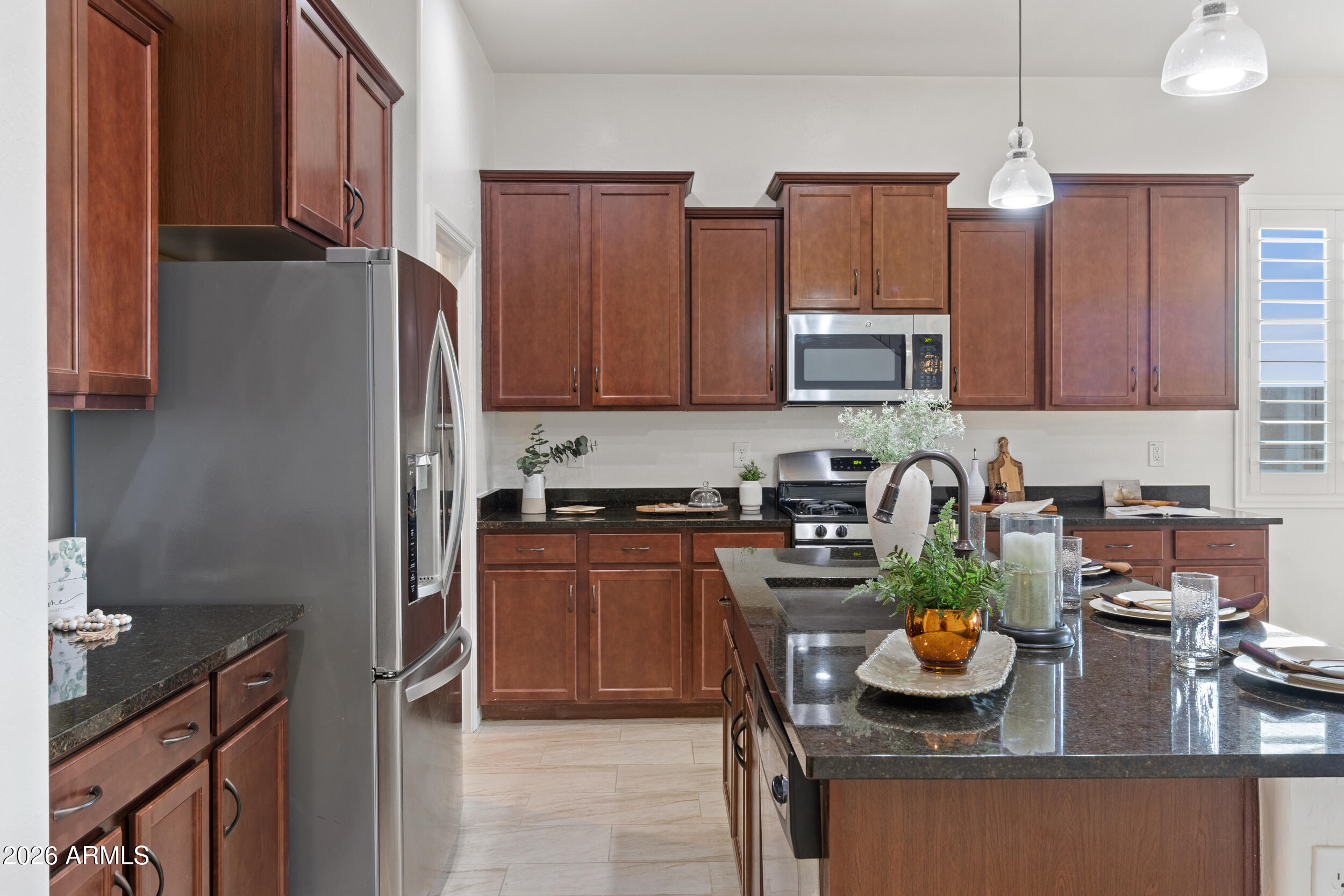 20537 W VALLEY VIEW Drive