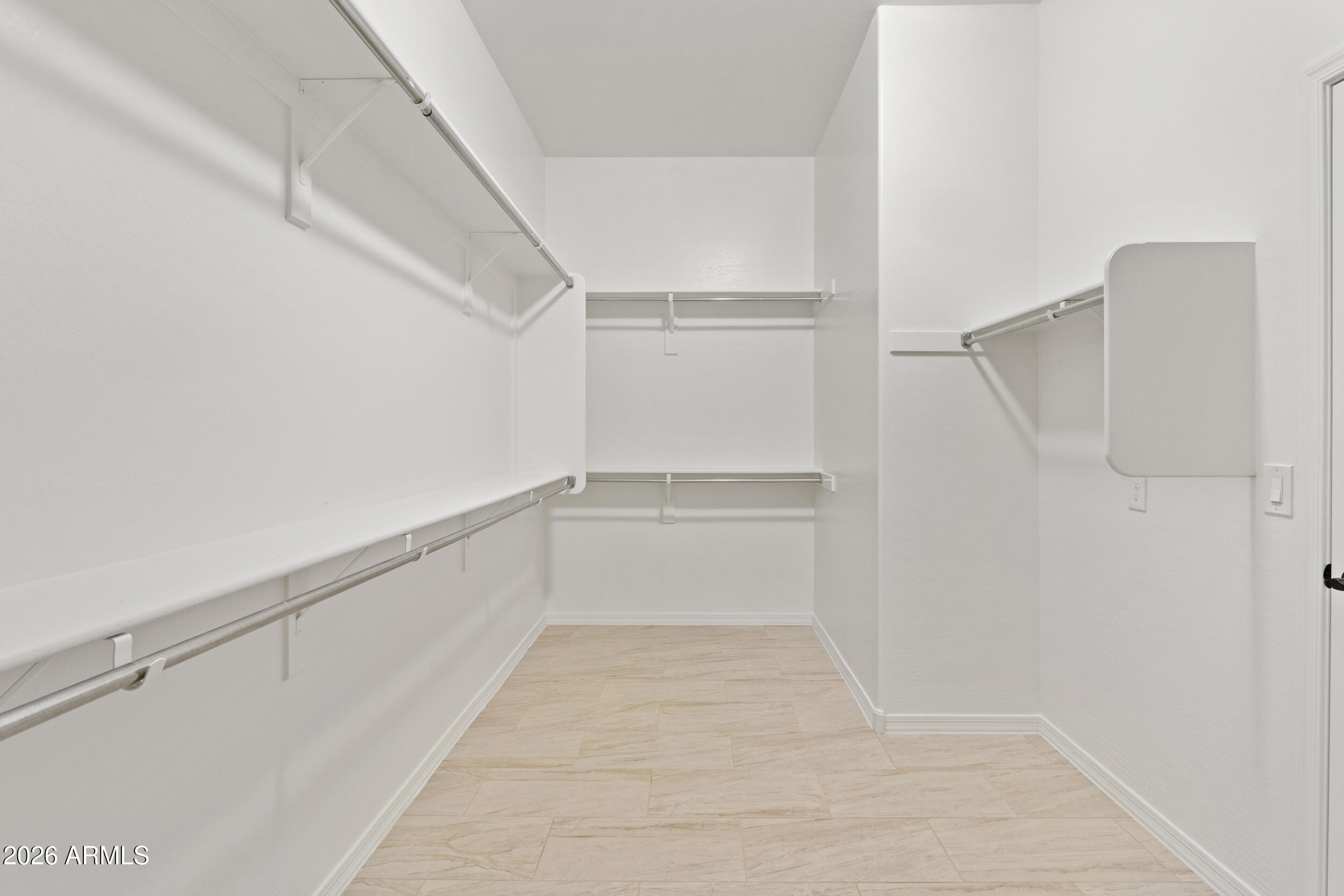 20537 W VALLEY VIEW Drive