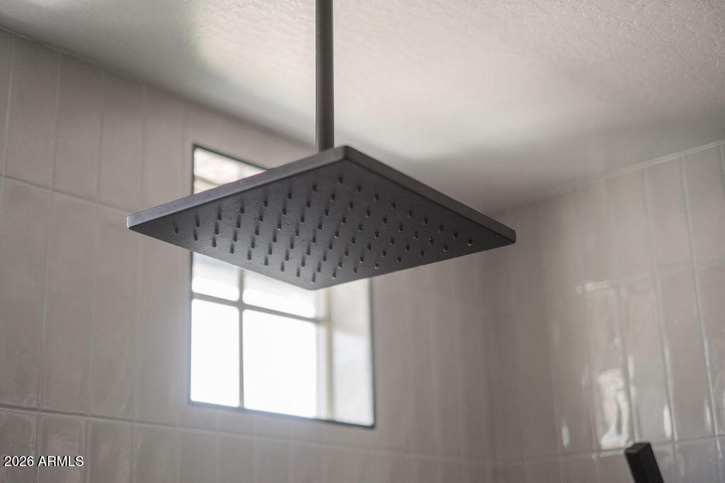 3923 E GALVESTON Street