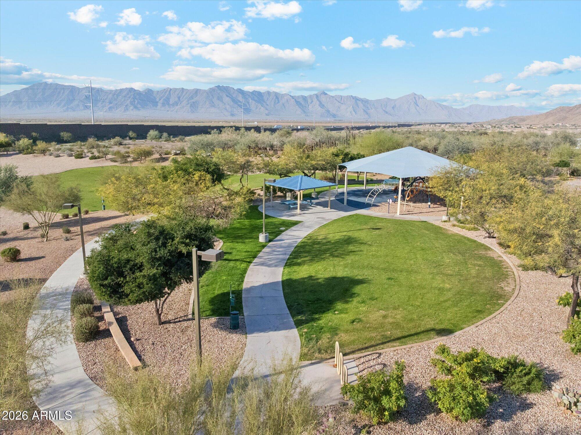 1711 W SATINWOOD Drive