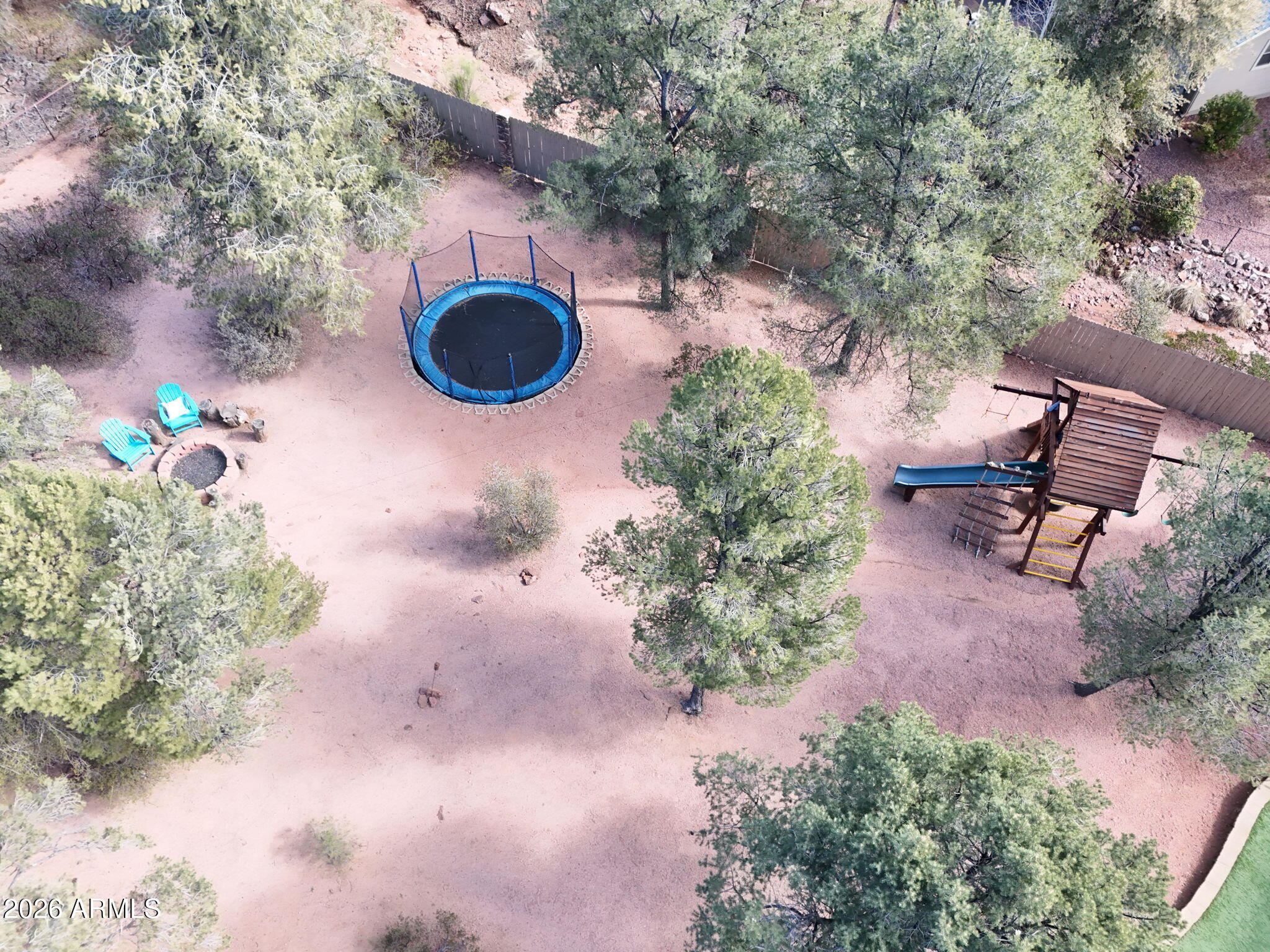 1006 W ROCK SPRINGS Circle