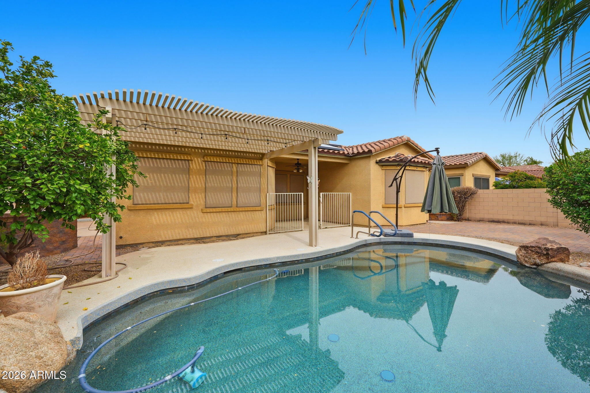 18261 W LA MIRADA Drive