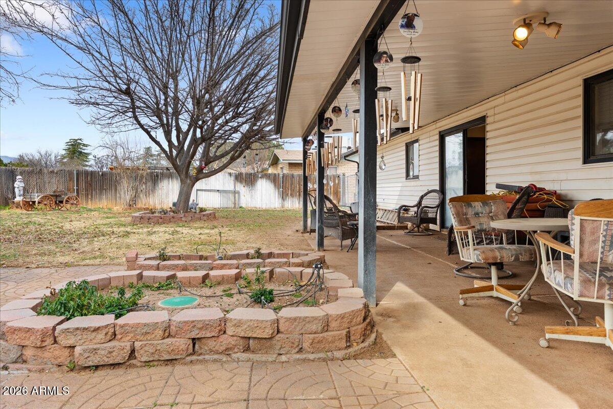 4461 E WILD STALLION Trail