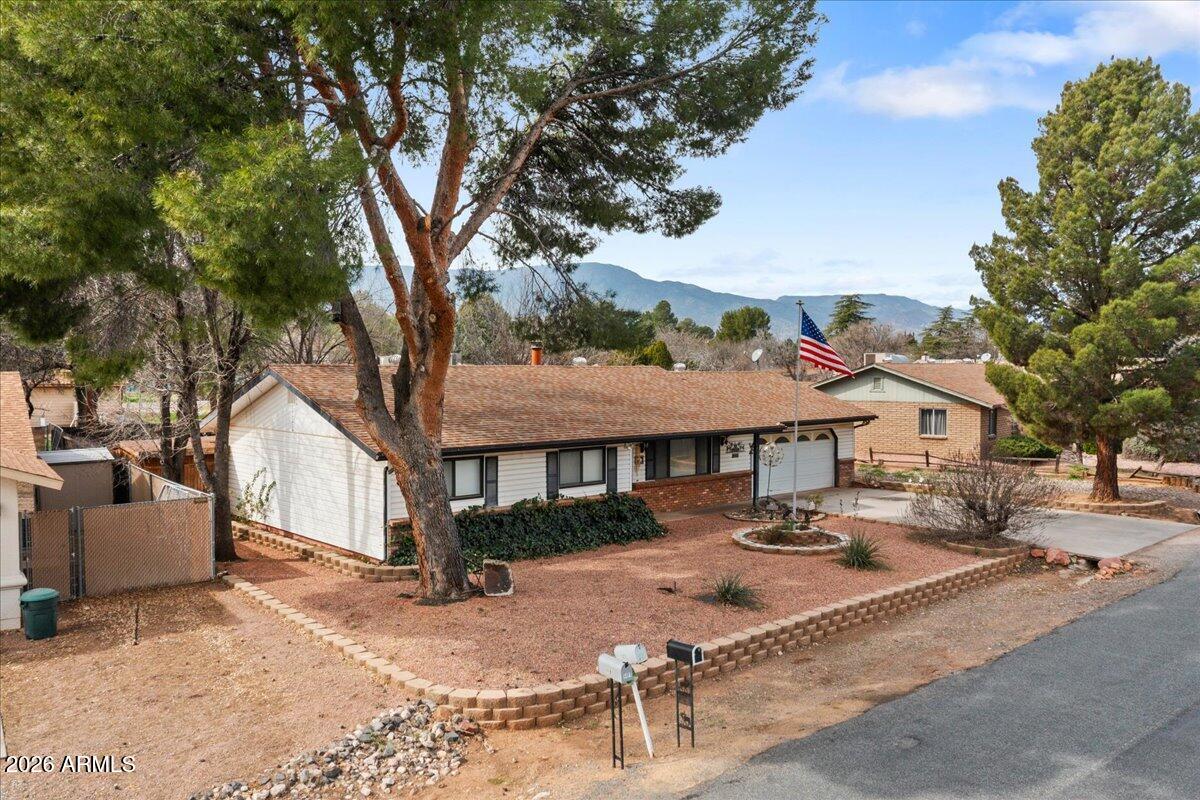 4461 E WILD STALLION Trail