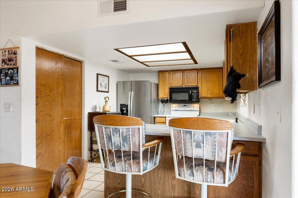 4461 E WILD STALLION Trail