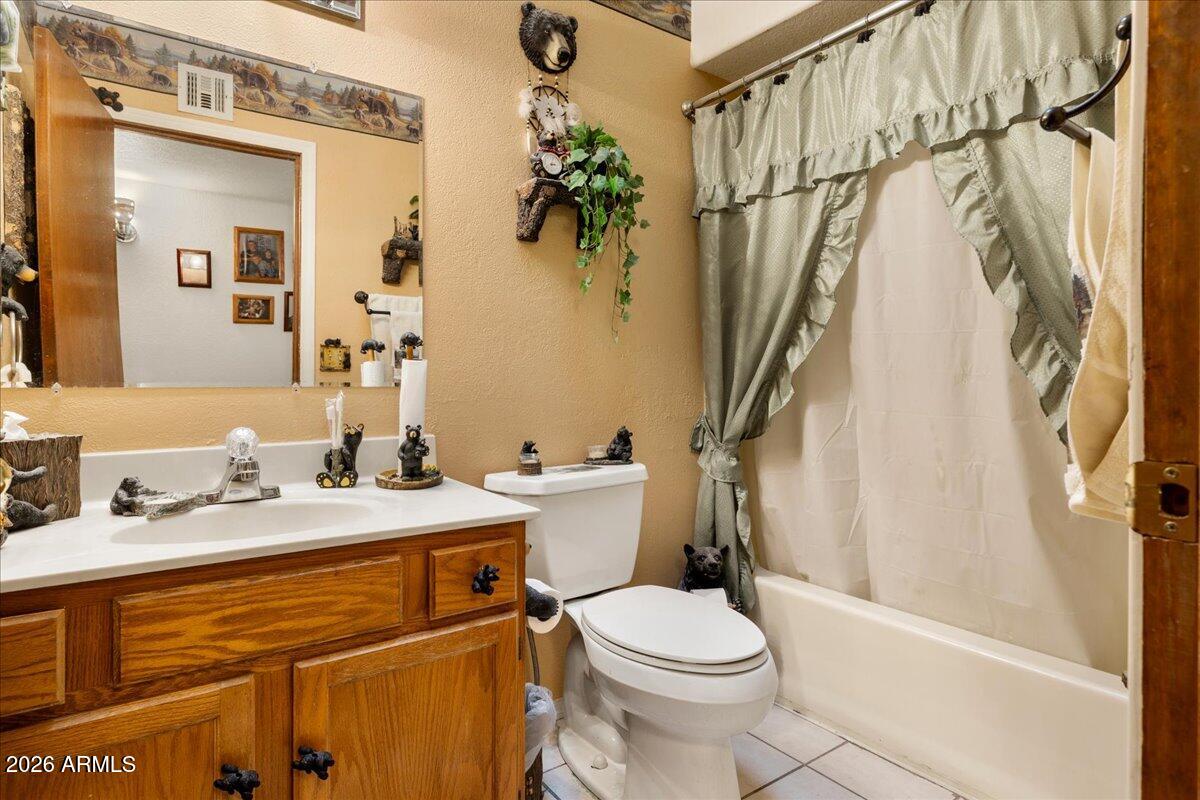 4461 E WILD STALLION Trail