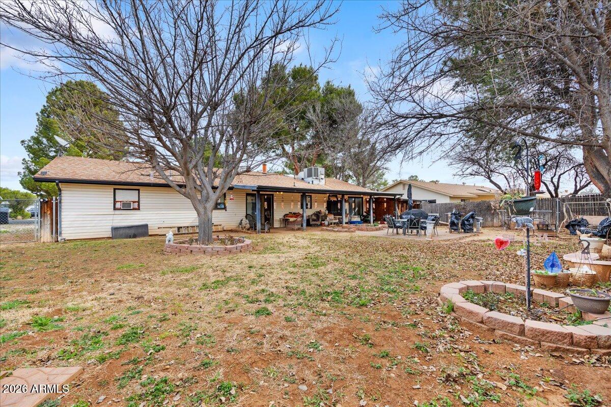 4461 E WILD STALLION Trail