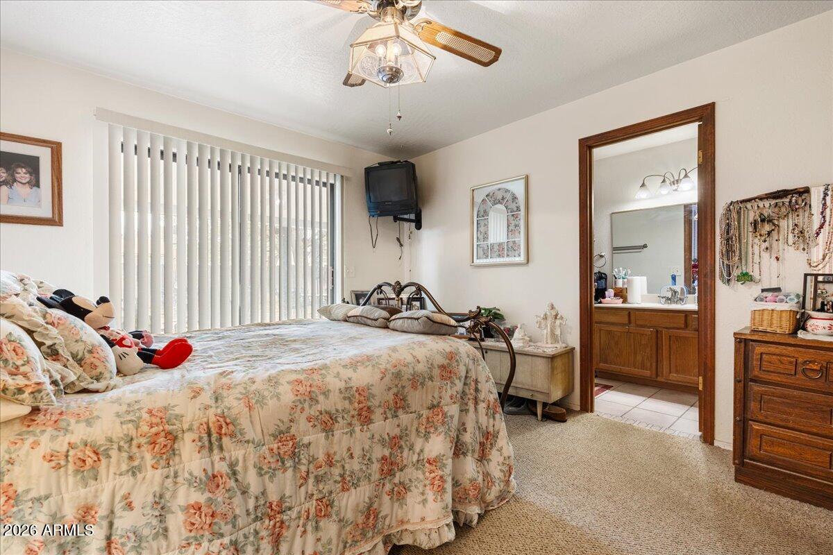 4461 E WILD STALLION Trail