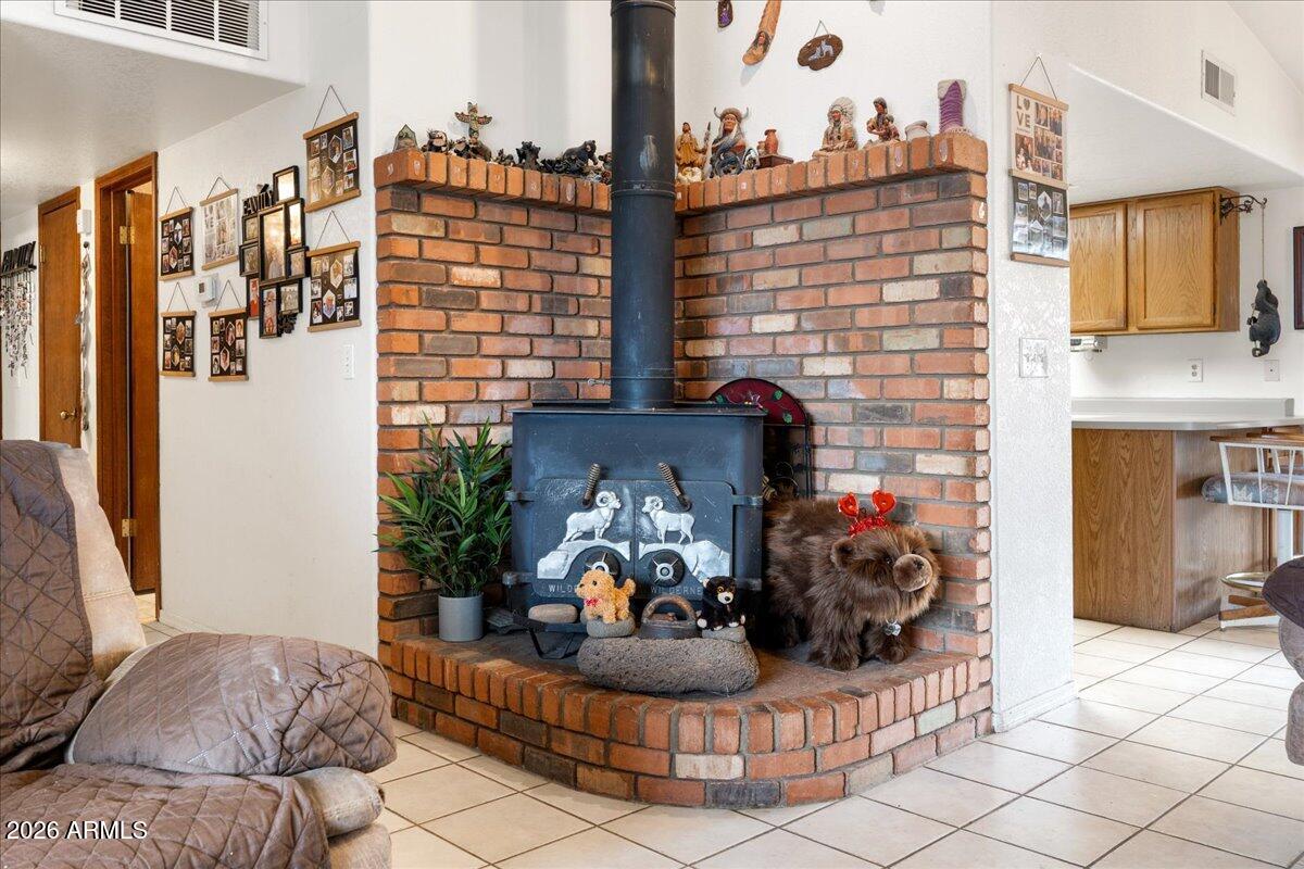 4461 E WILD STALLION Trail