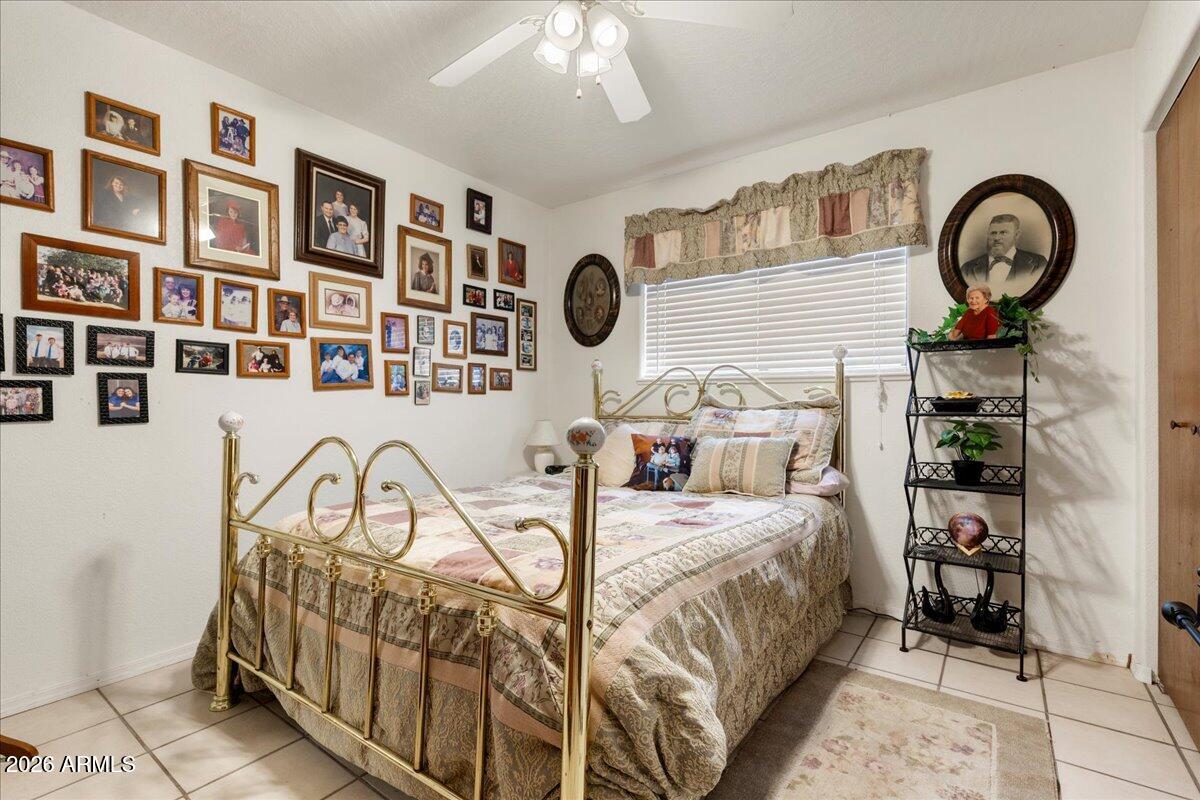 4461 E WILD STALLION Trail