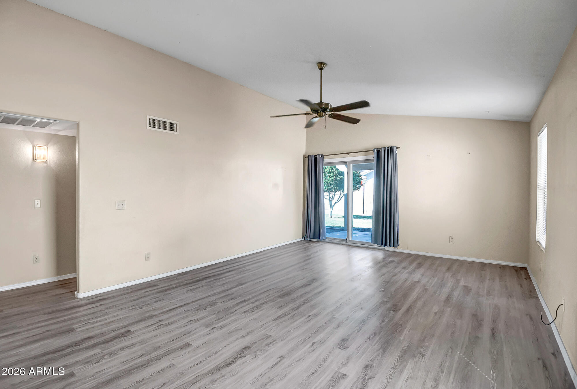 7950 W PARADISE Drive