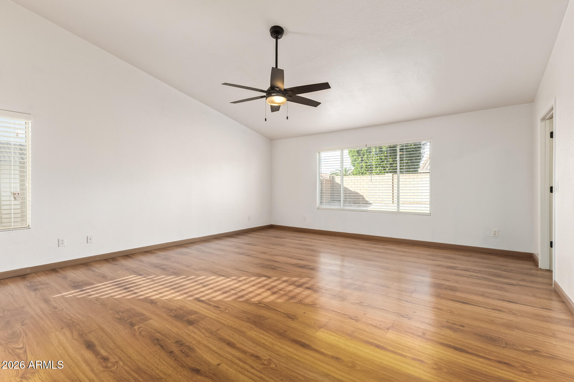 8038 W ACAPULCO Lane