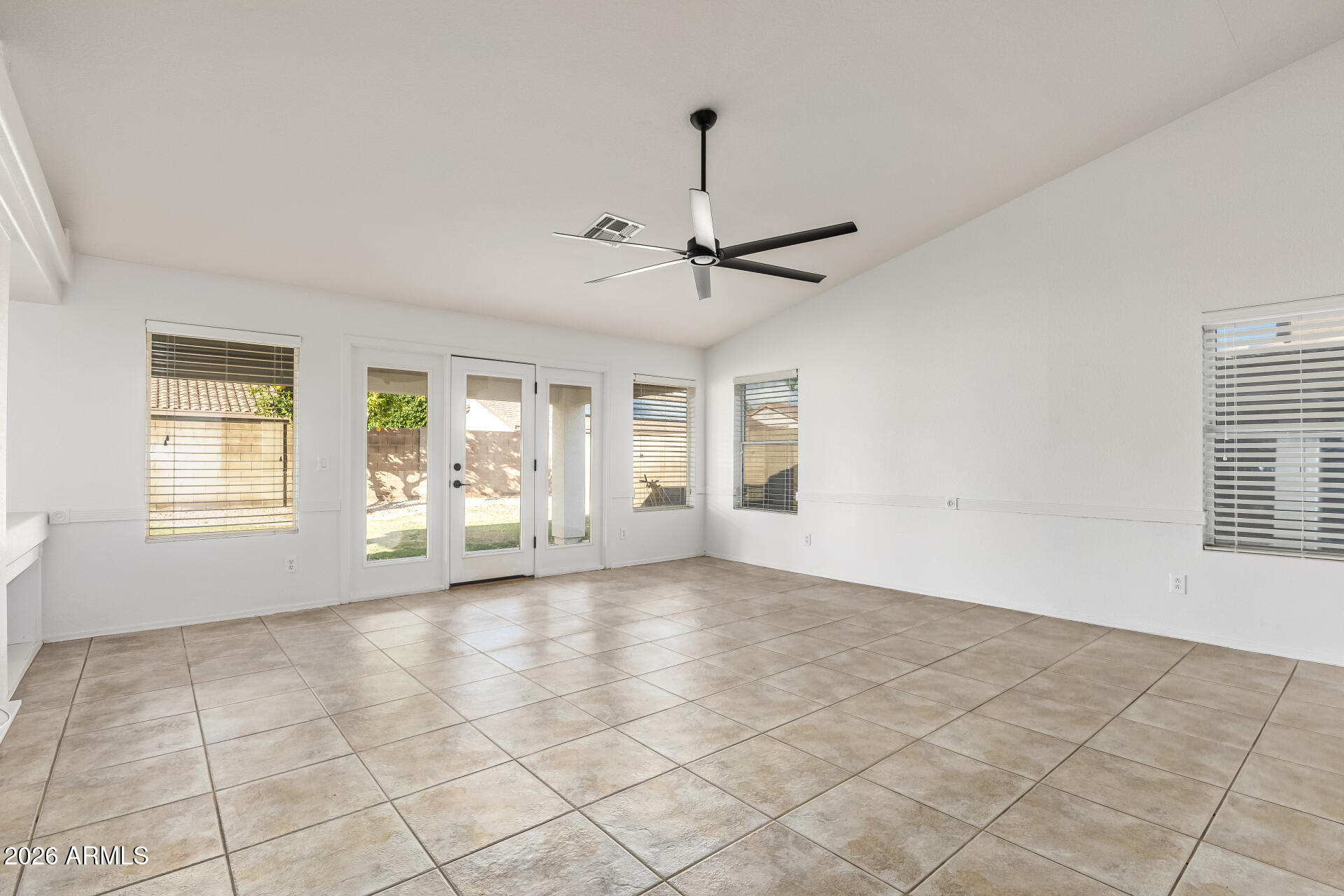 8038 W ACAPULCO Lane