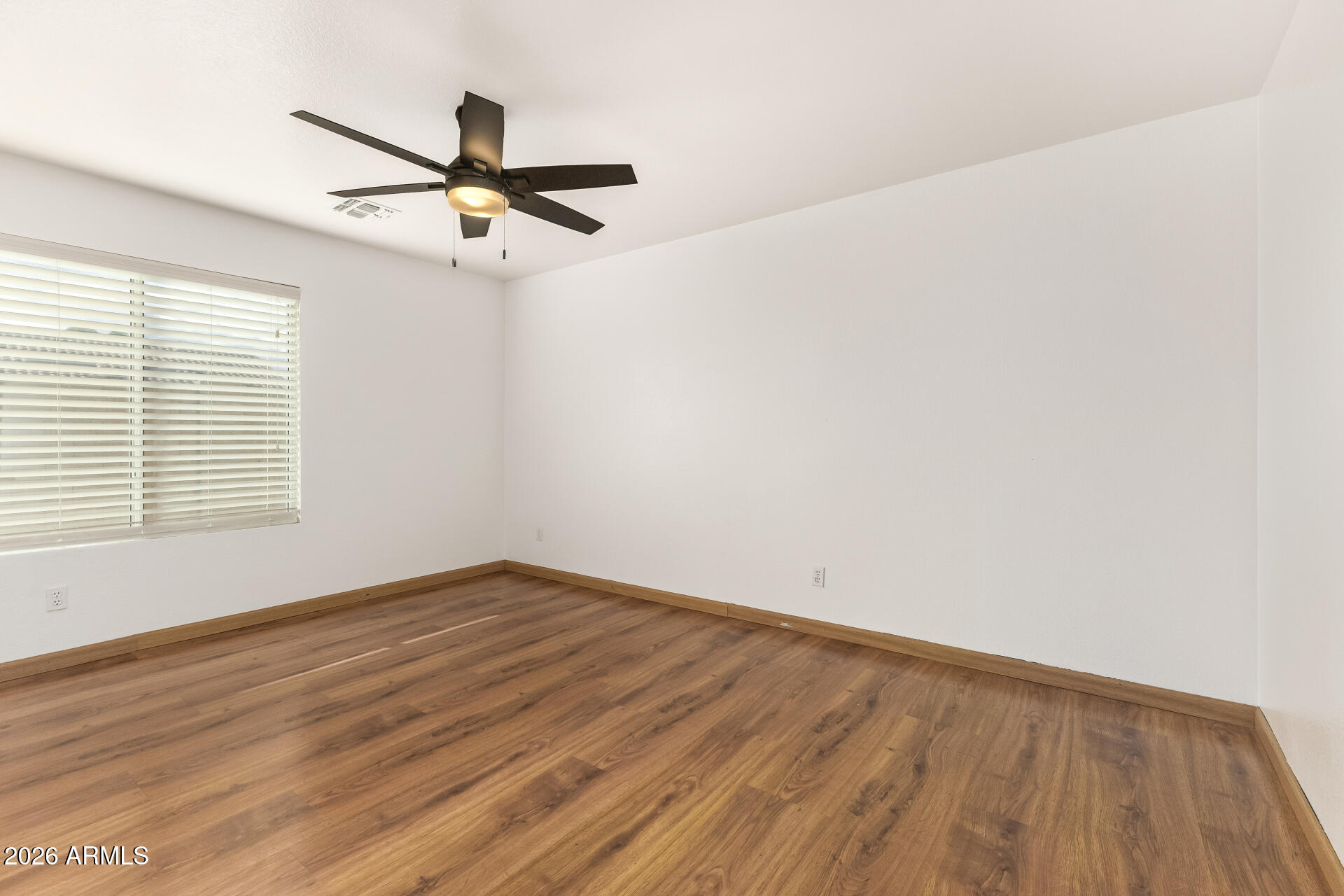 8038 W ACAPULCO Lane