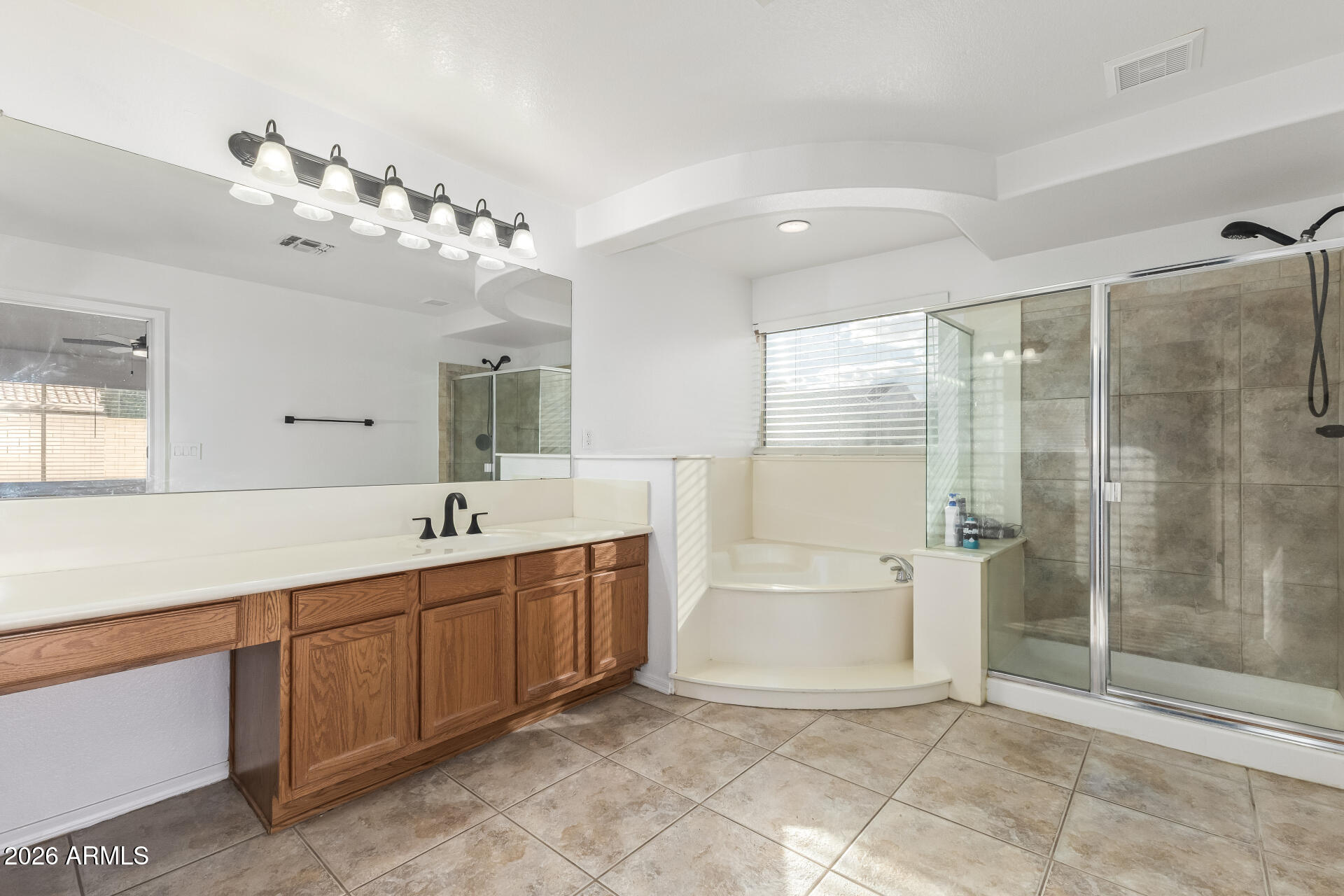 8038 W ACAPULCO Lane