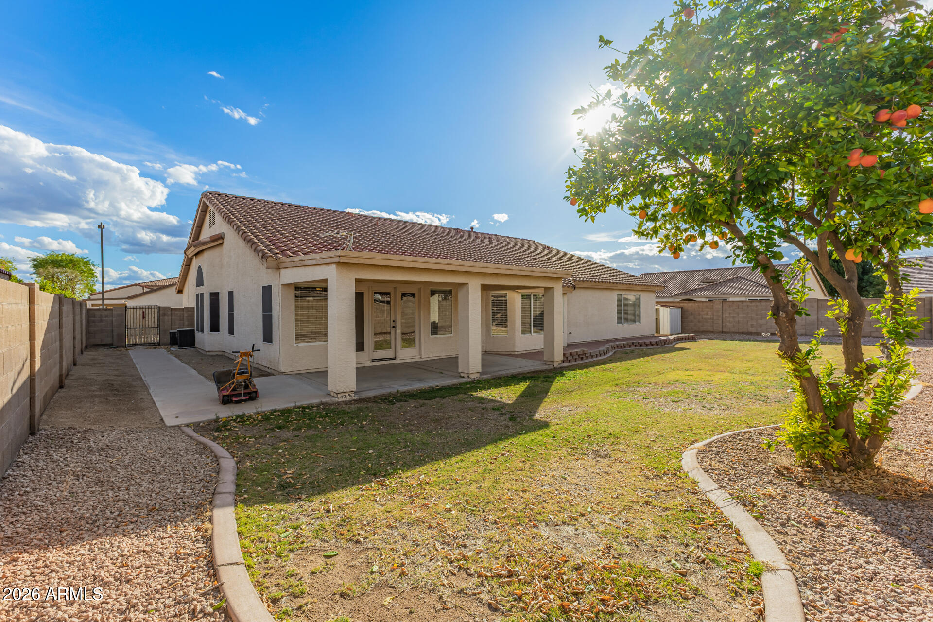 8038 W ACAPULCO Lane