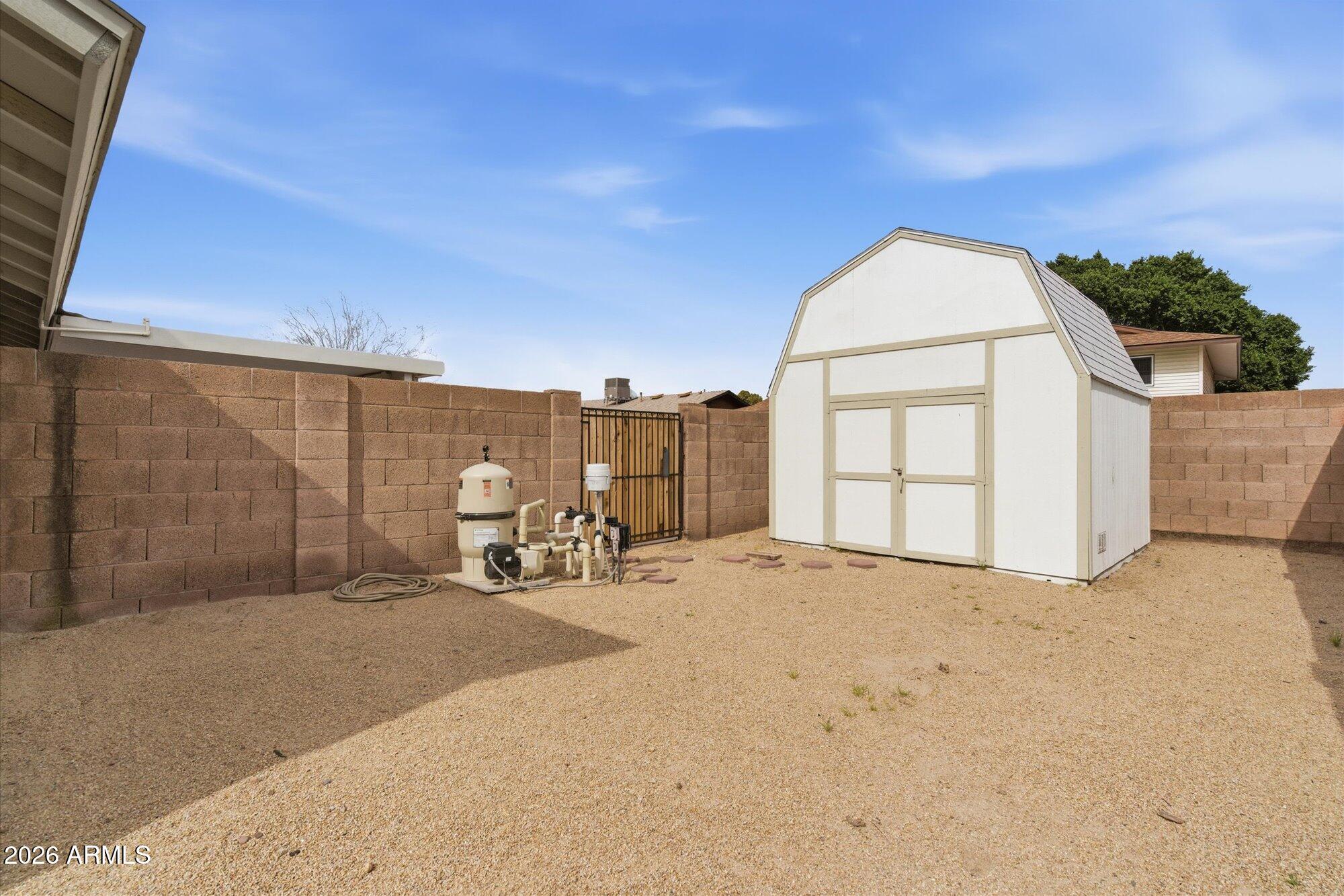 5402 W COUNTRY GABLES Drive