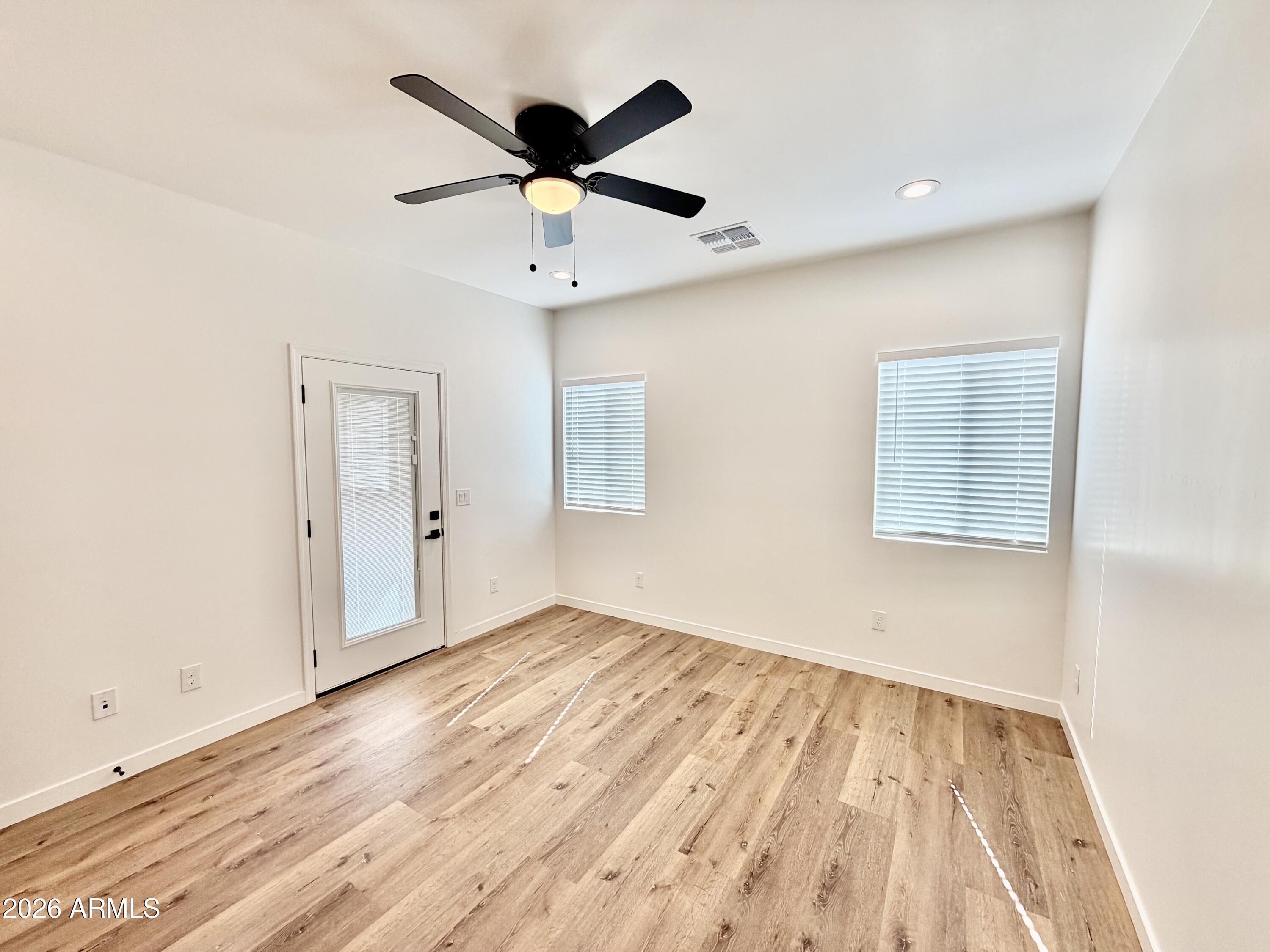 721 W OCOTILLO Street