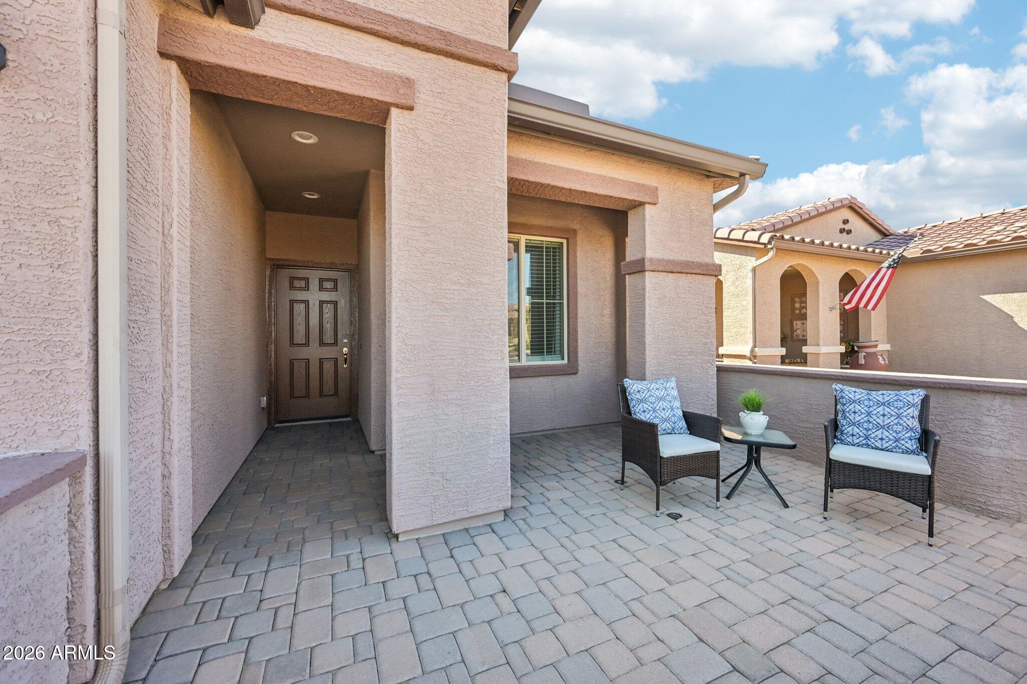 18171 W GLENHAVEN Drive