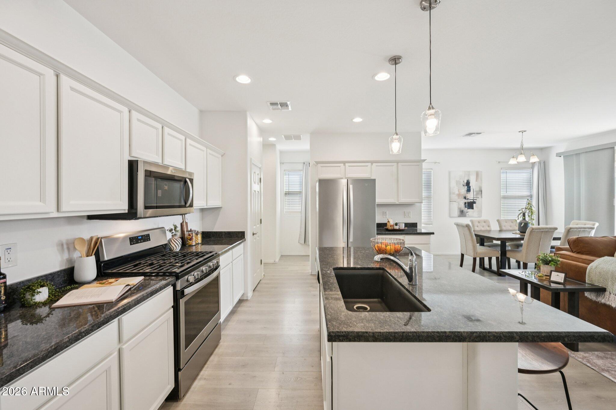 18171 W GLENHAVEN Drive