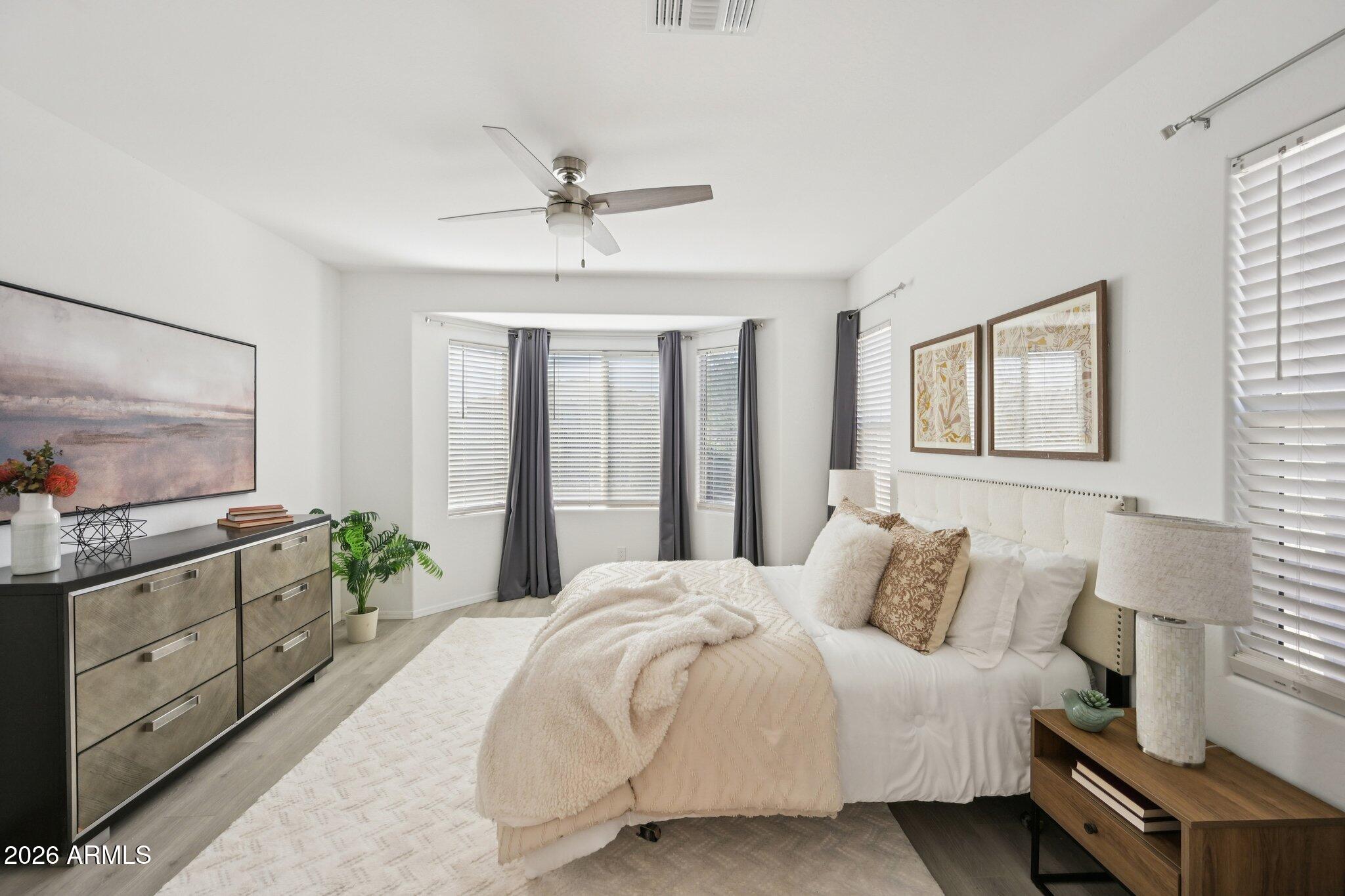 18171 W GLENHAVEN Drive